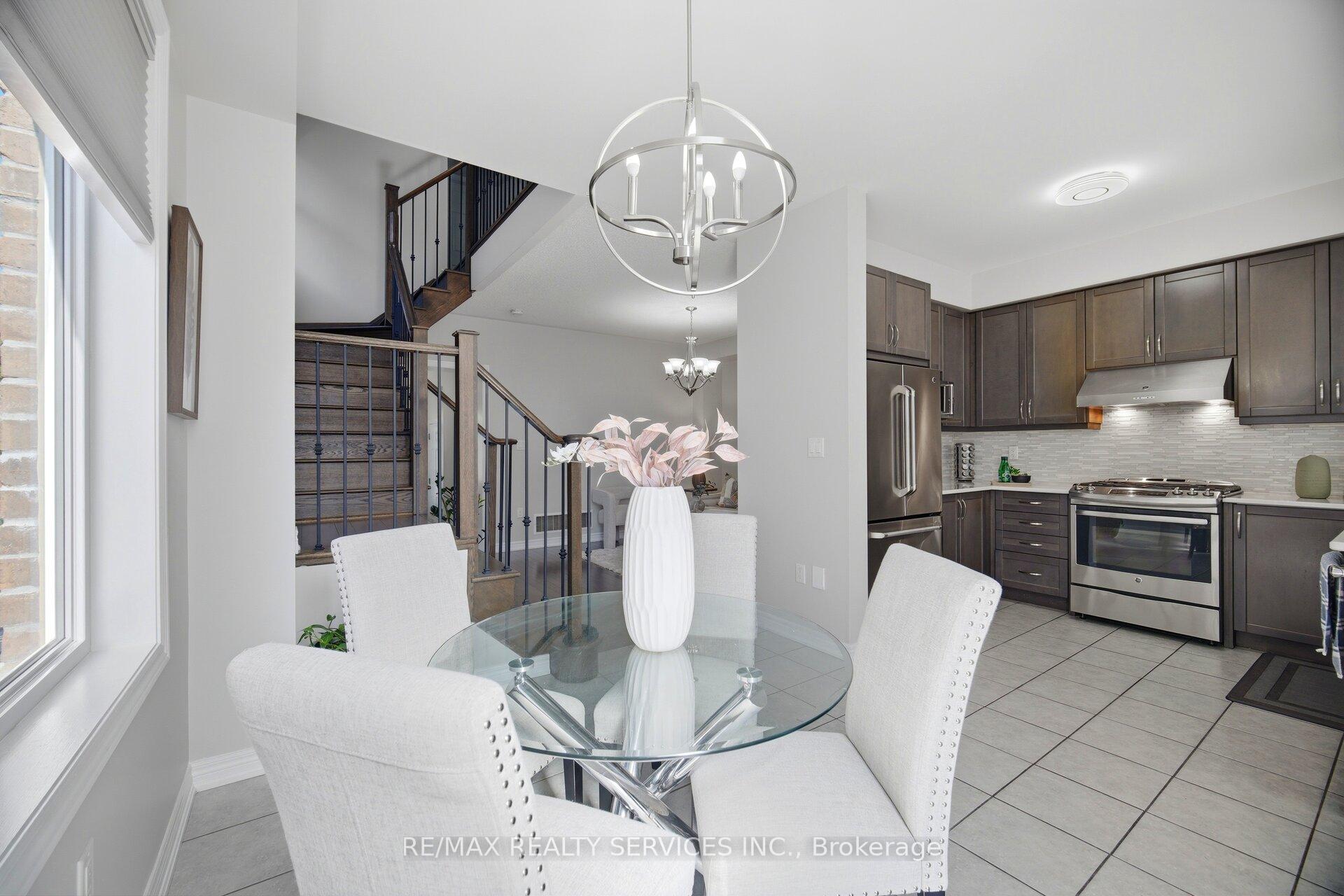 Photo 11 of 118 Tundra Road, Caledon, Rural Caledon — HOMEH