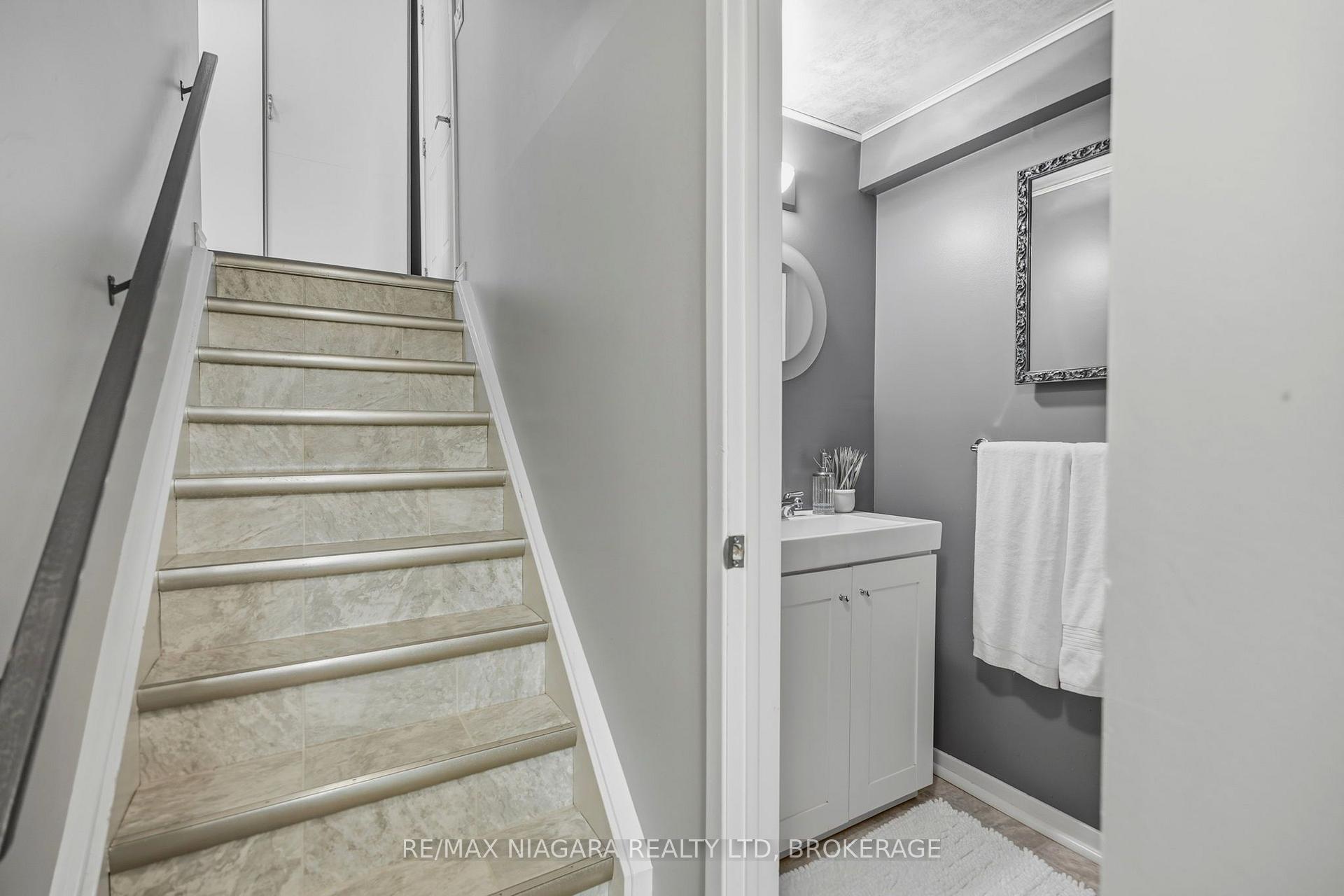 Photo 24 of Unit 24, 122 Lakeshore Road, St. Catharines, Lakeport — HOMEH