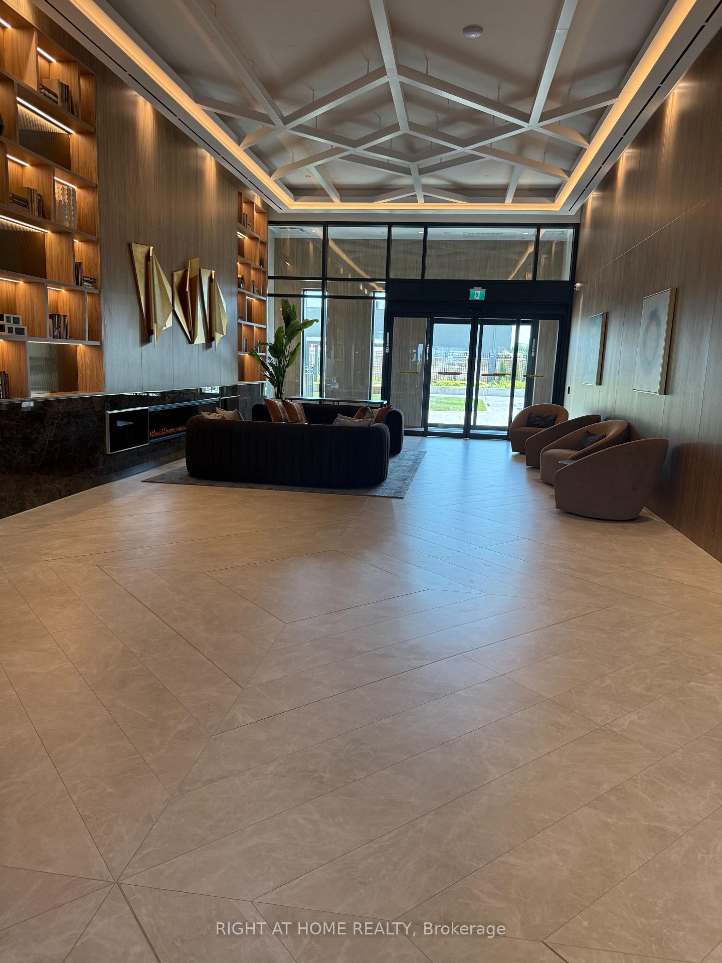 Photo 11 of Unit 603, 21 Meadowvale Road, Vaughan, Concord — HOMEH