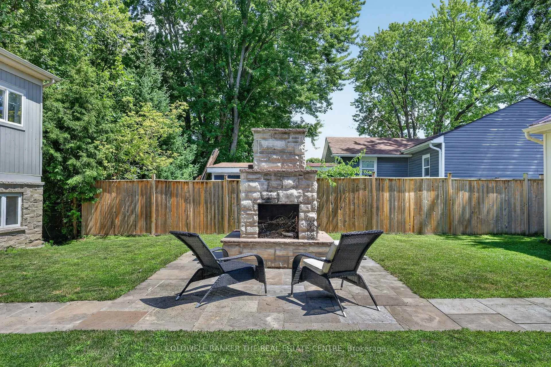 Photo 15 of 176 Pleasant Boulevard, Georgina, Keswick South — HOMEH