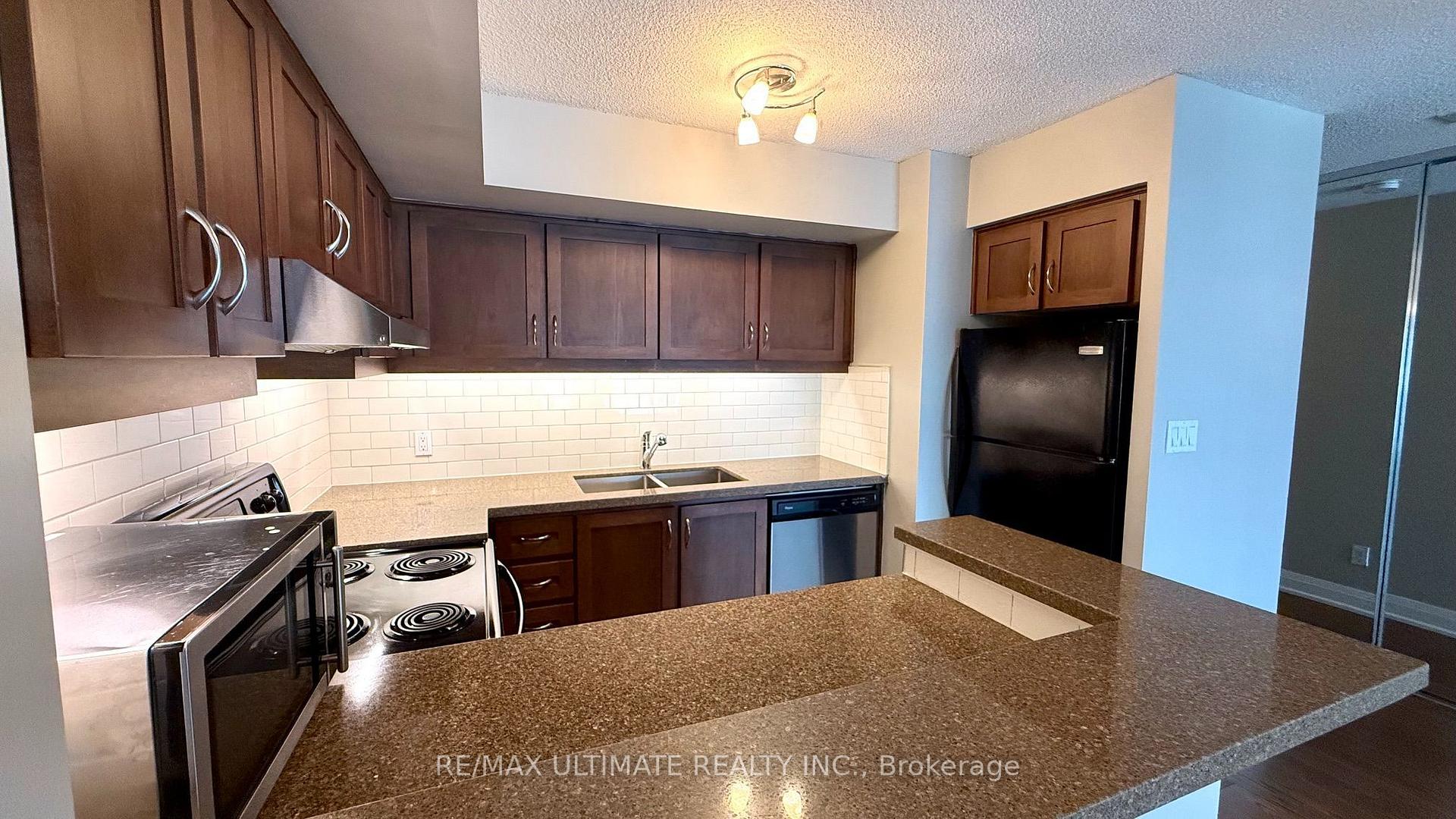 Photo 17 of Unit 913, 25 The Esplanade, Toronto, Waterfront Communities — HOMEH