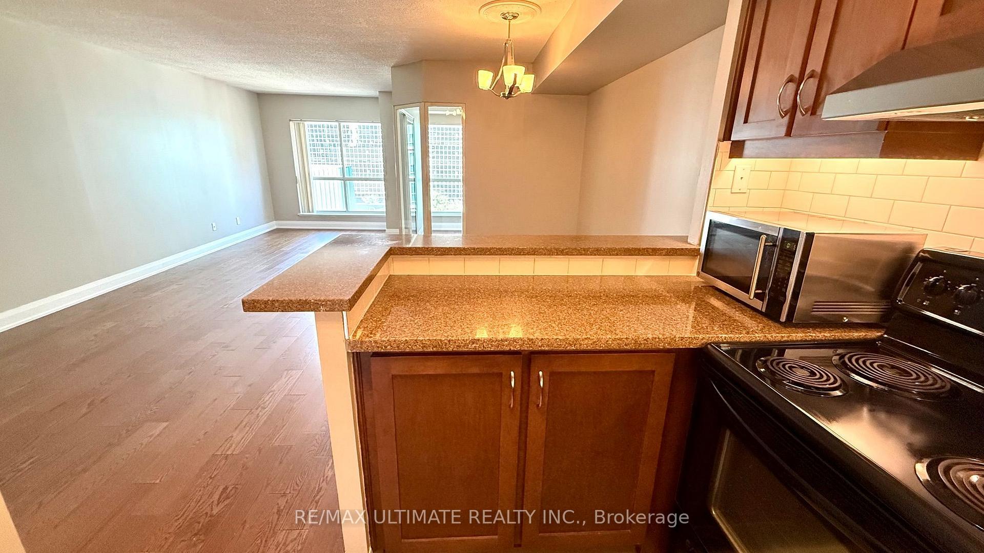 Photo 19 of Unit 913, 25 The Esplanade, Toronto, Waterfront Communities — HOMEH
