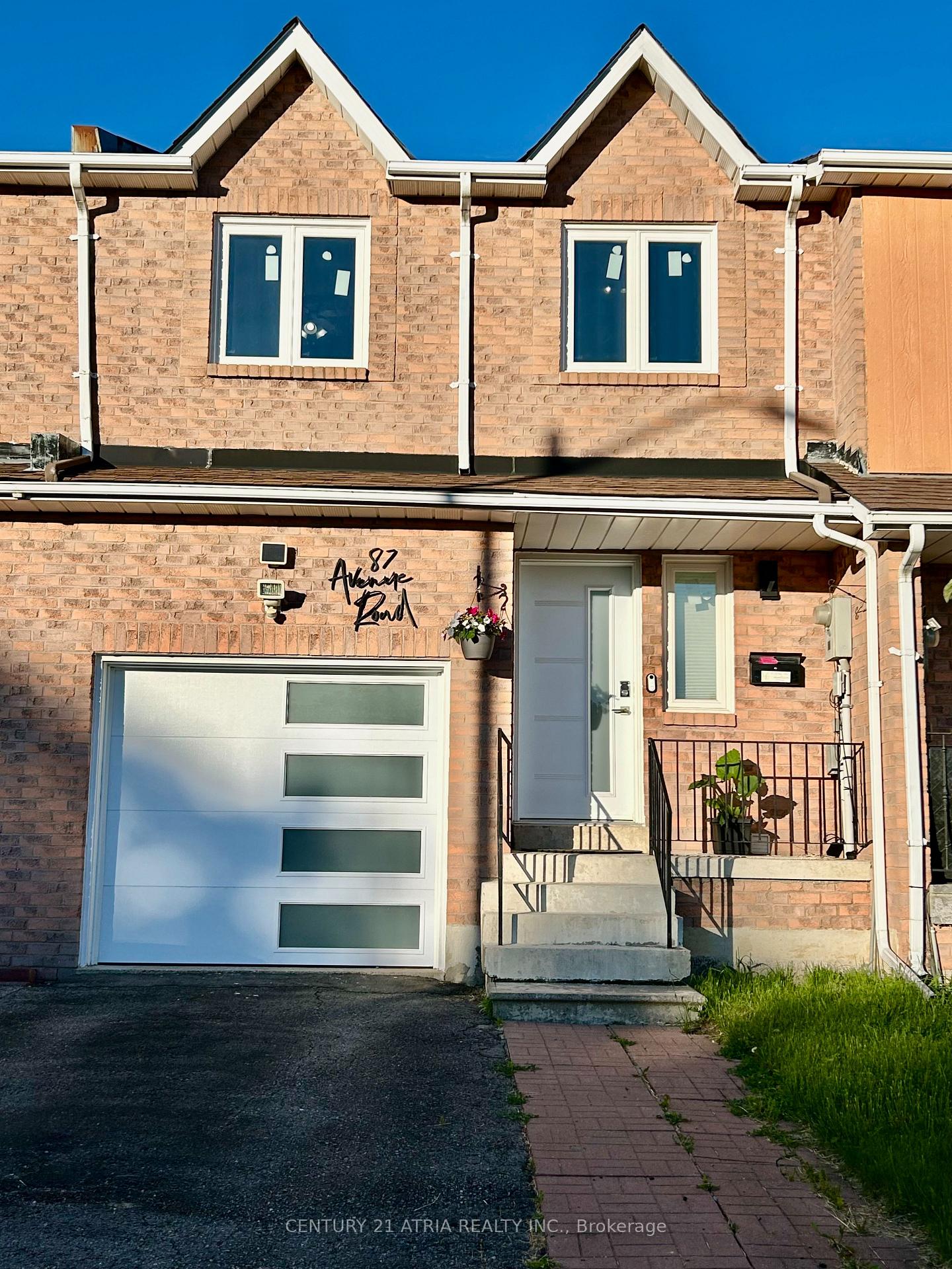 Photo 1 of 87 Avenue Road, Richmond Hill, North Richvale — HOMEH
