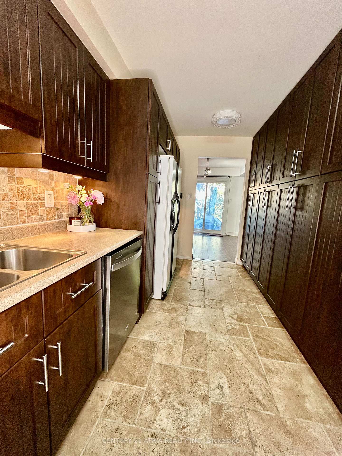 Photo 6 of 87 Avenue Road, Richmond Hill, North Richvale — HOMEH