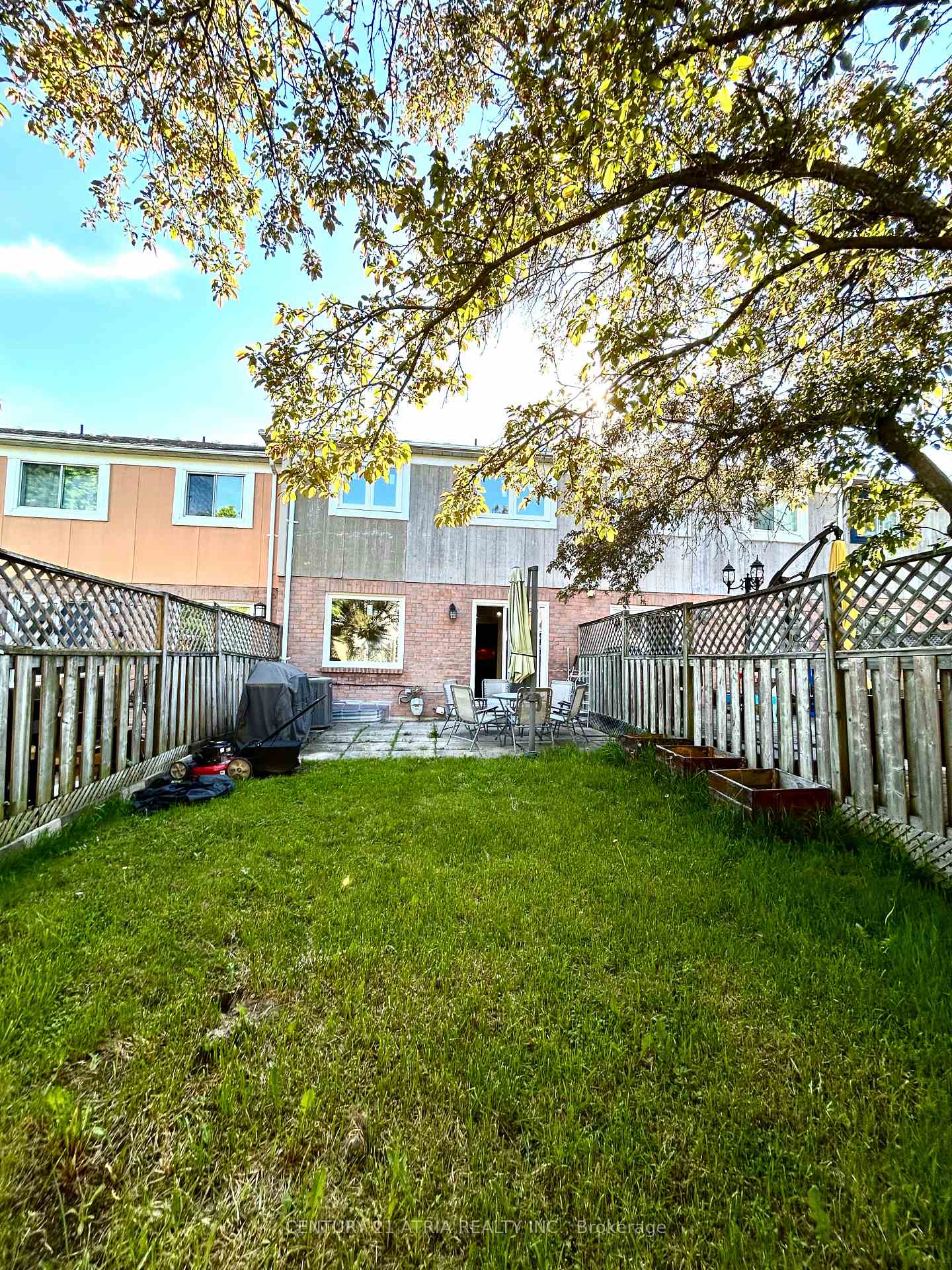 Photo 11 of 87 Avenue Road, Richmond Hill, North Richvale — HOMEH