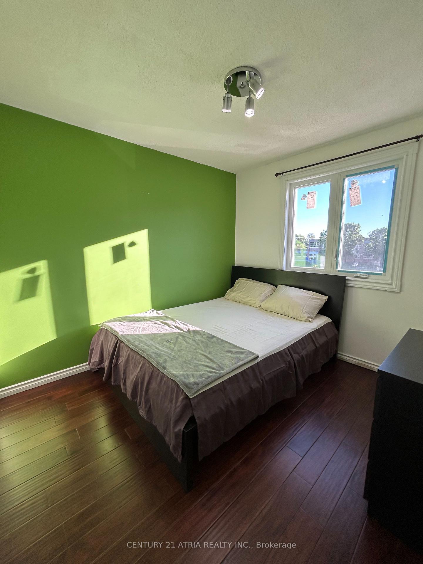 Photo 23 of 87 Avenue Road, Richmond Hill, North Richvale — HOMEH