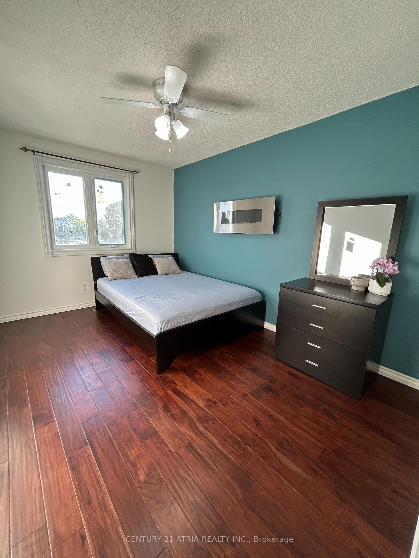 Photo 24 of 87 Avenue Road, Richmond Hill, North Richvale — HOMEH