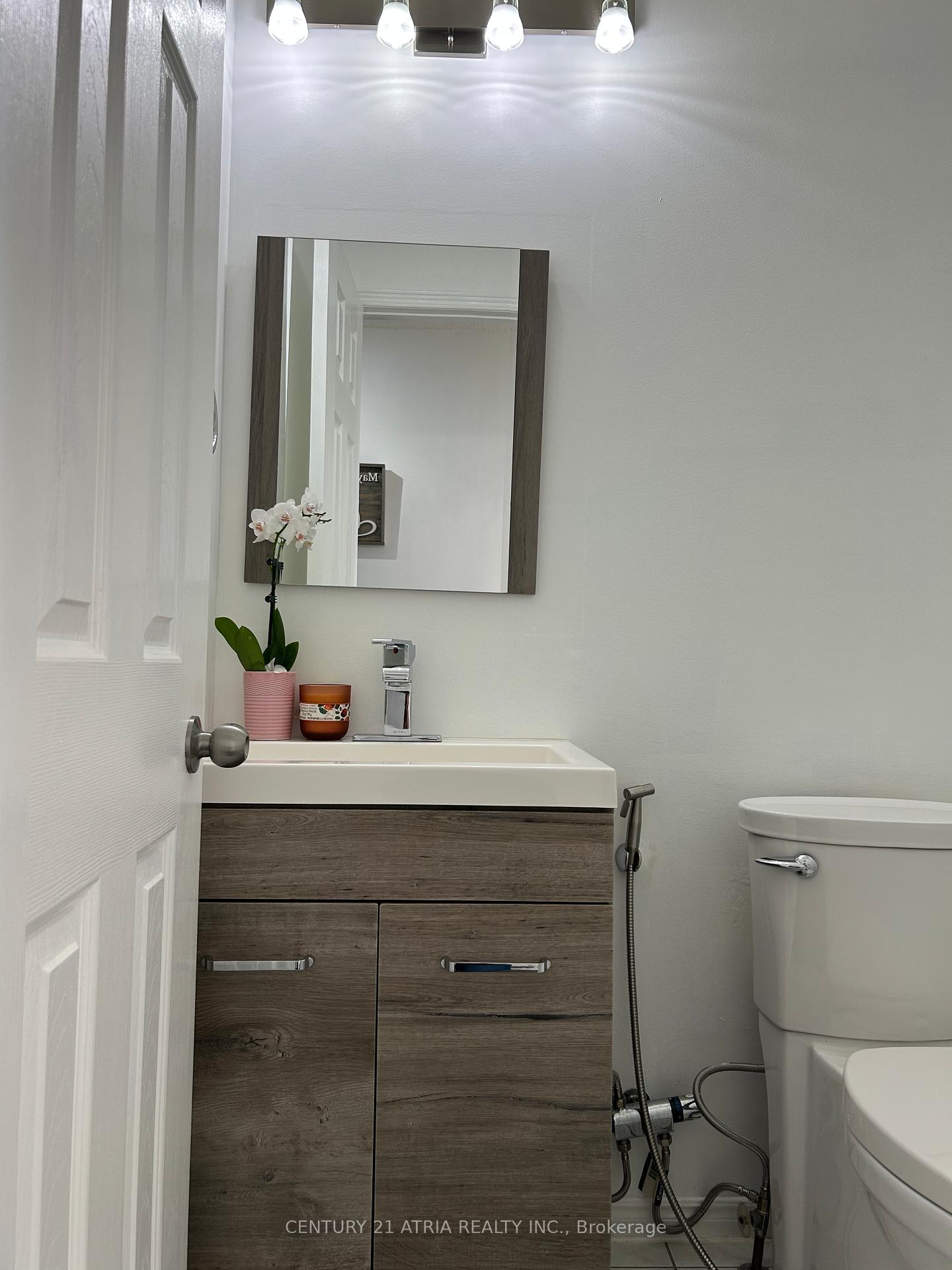 Photo 33 of 87 Avenue Road, Richmond Hill, North Richvale — HOMEH
