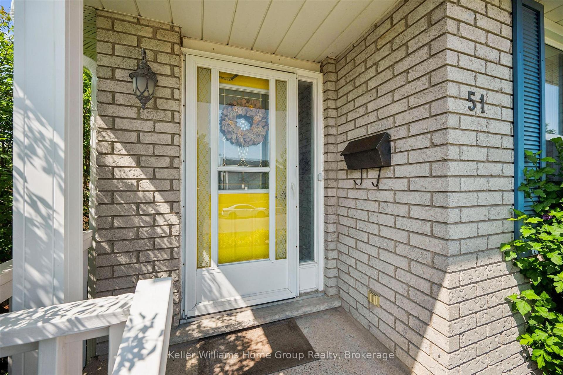 Photo 6 of 51 Dunhill Crescent, Guelph, Willow West/Sugarbush/West Acres — HOMEH