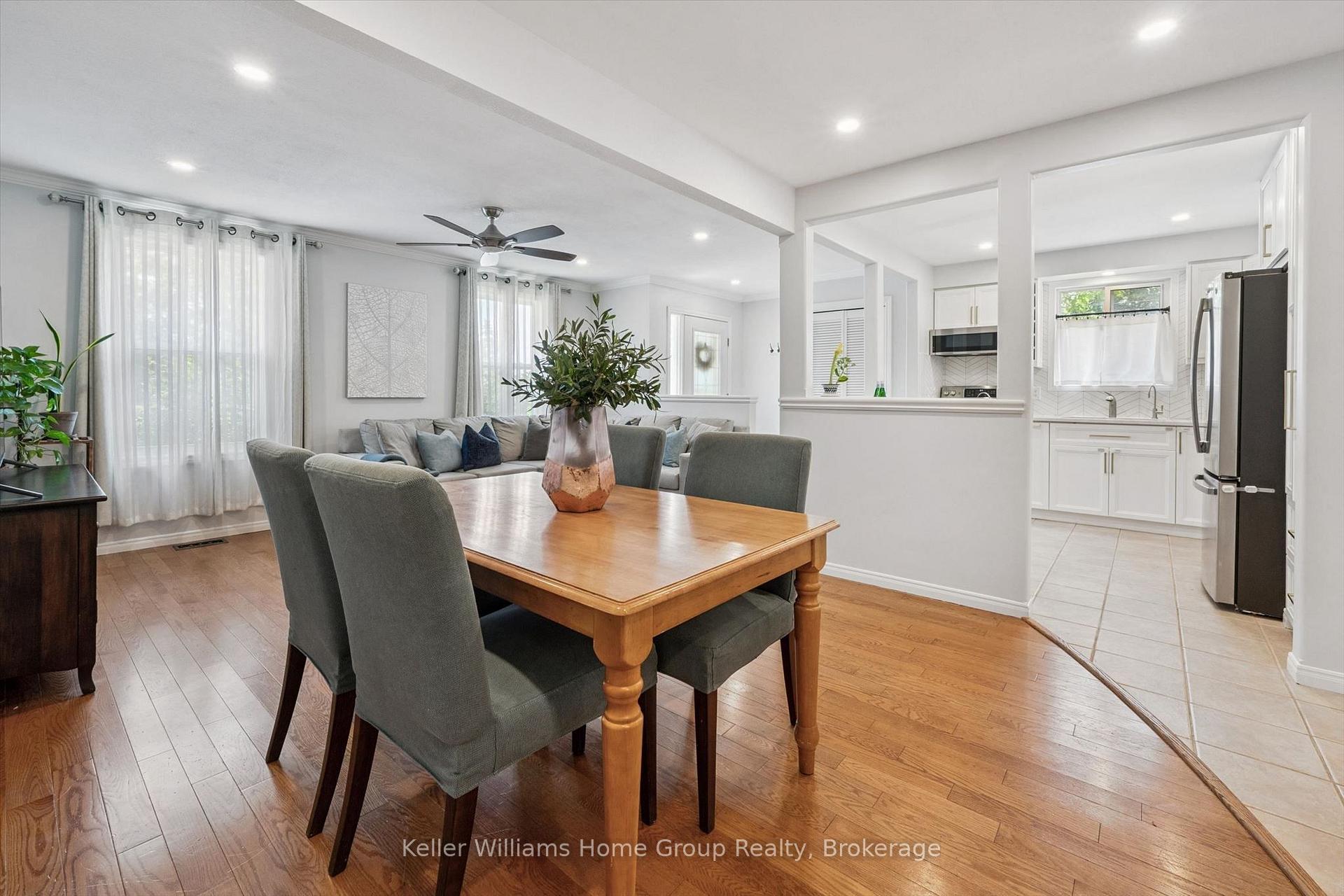Photo 18 of 51 Dunhill Crescent, Guelph, Willow West/Sugarbush/West Acres — HOMEH