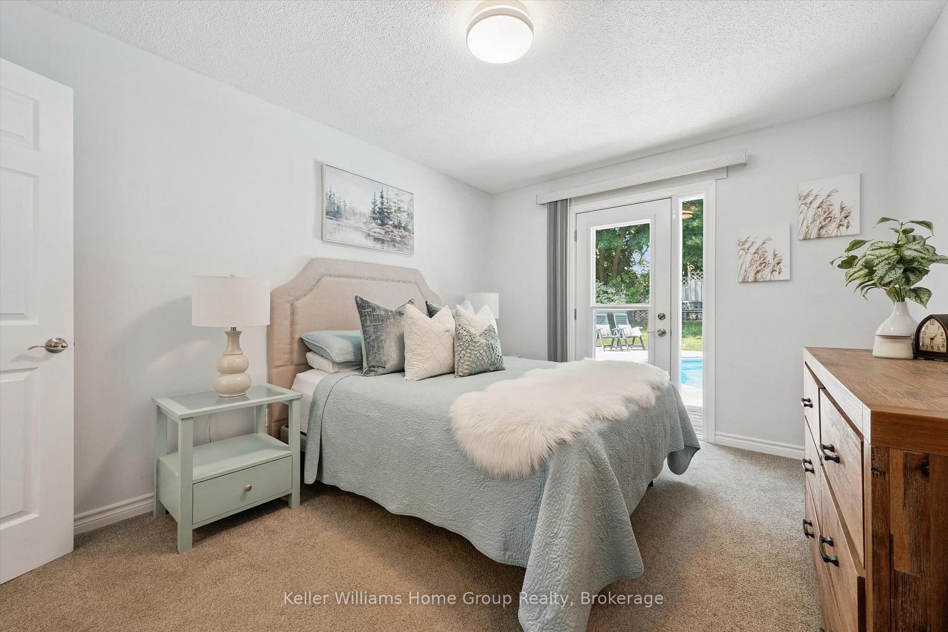 Photo 19 of 51 Dunhill Crescent, Guelph, Willow West/Sugarbush/West Acres — HOMEH