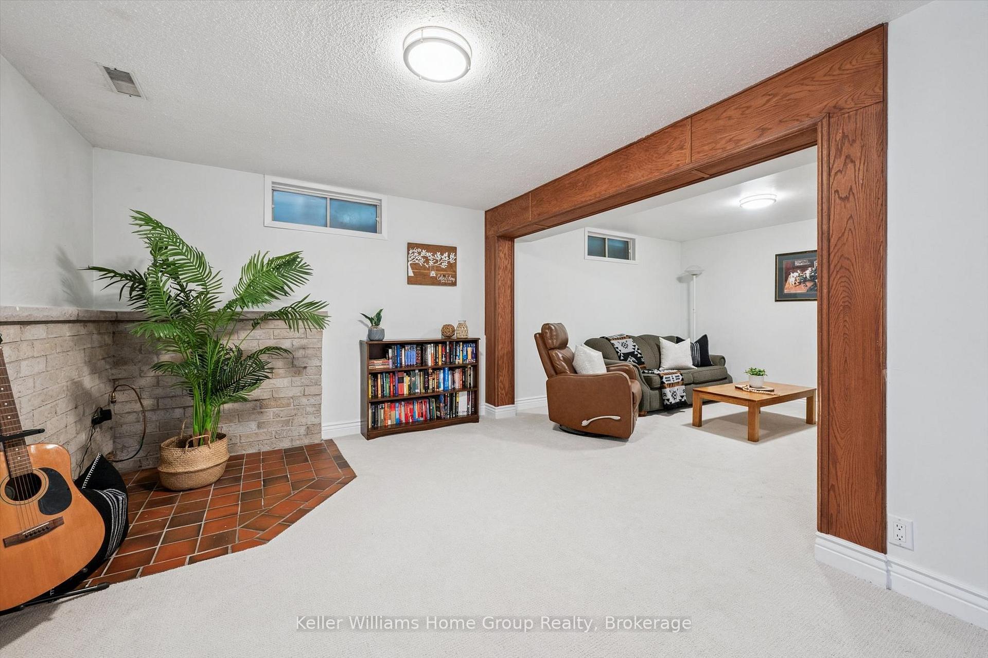 Photo 26 of 51 Dunhill Crescent, Guelph, Willow West/Sugarbush/West Acres — HOMEH