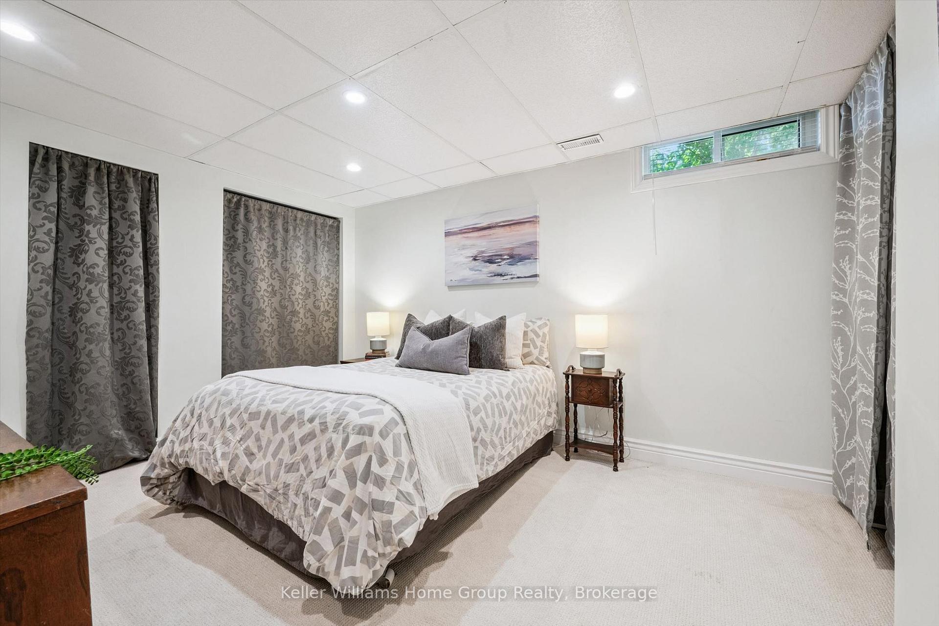 Photo 30 of 51 Dunhill Crescent, Guelph, Willow West/Sugarbush/West Acres — HOMEH