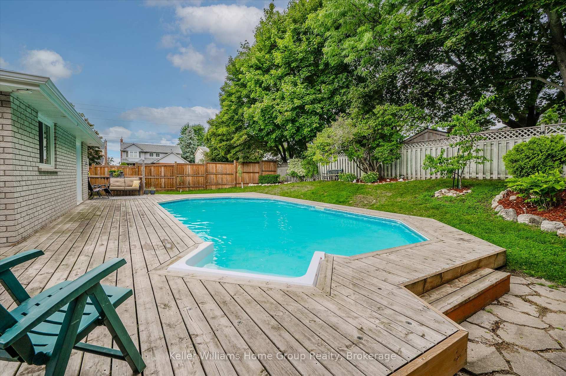 Photo 39 of 51 Dunhill Crescent, Guelph, Willow West/Sugarbush/West Acres — HOMEH
