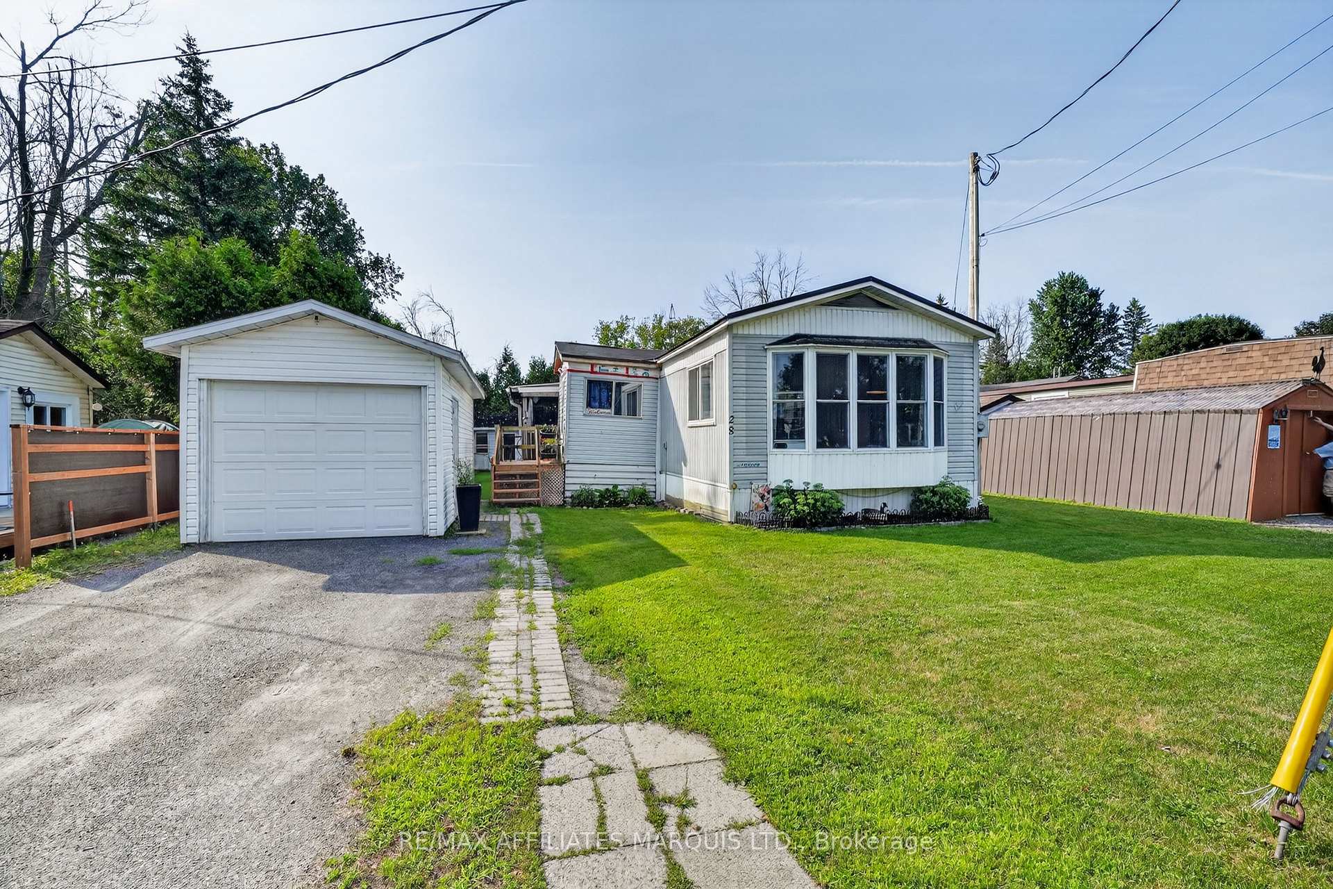 Photo 3 of 28 Thomas Street, South Glengarry, Lancaster — HOMEH