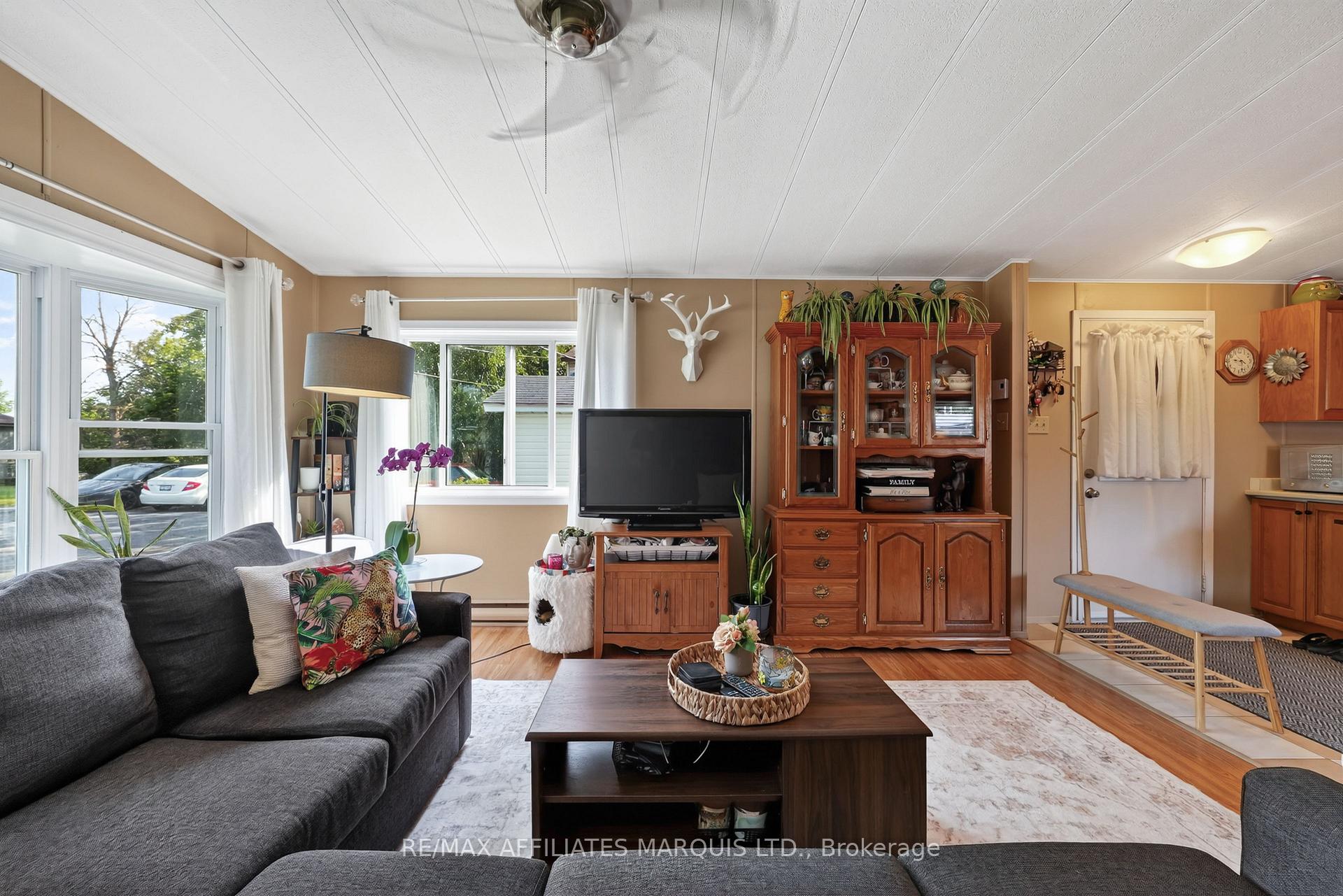 Photo 11 of 28 Thomas Street, South Glengarry, Lancaster — HOMEH