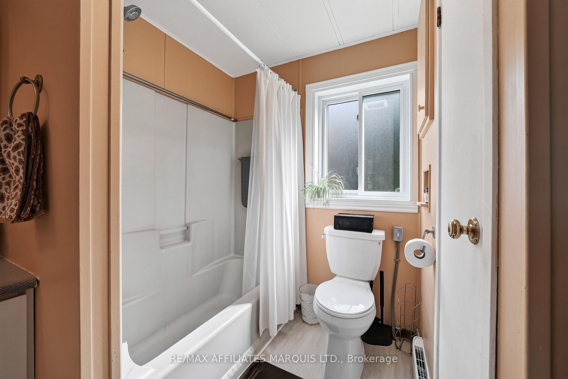 Photo 22 of 28 Thomas Street, South Glengarry, Lancaster — HOMEH