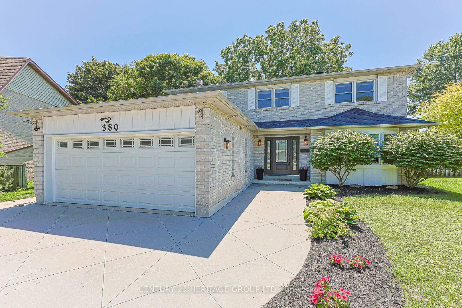 Photo 1 of 380 Selby Crescent, Newmarket, Bristol-London — HOMEH