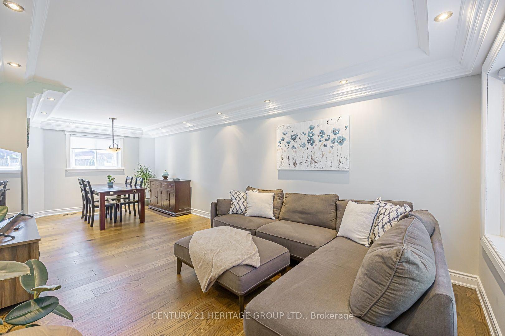 Photo 5 of 380 Selby Crescent, Newmarket, Bristol-London — HOMEH