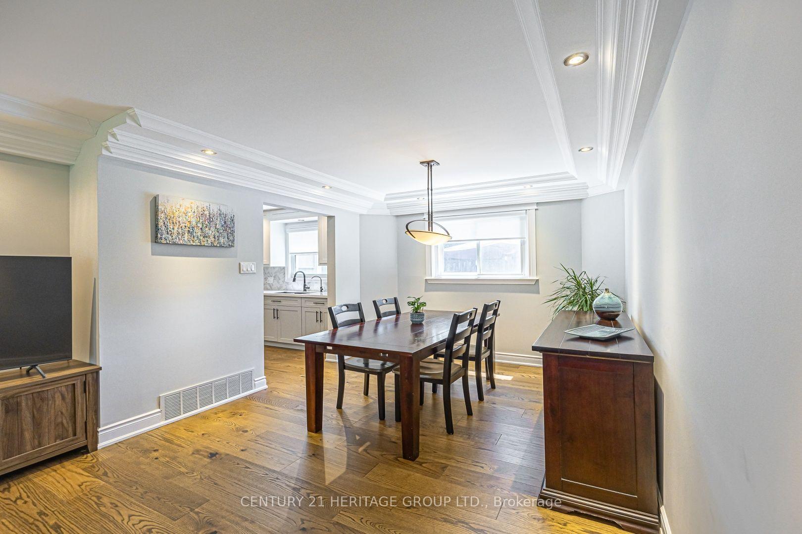 Photo 7 of 380 Selby Crescent, Newmarket, Bristol-London — HOMEH