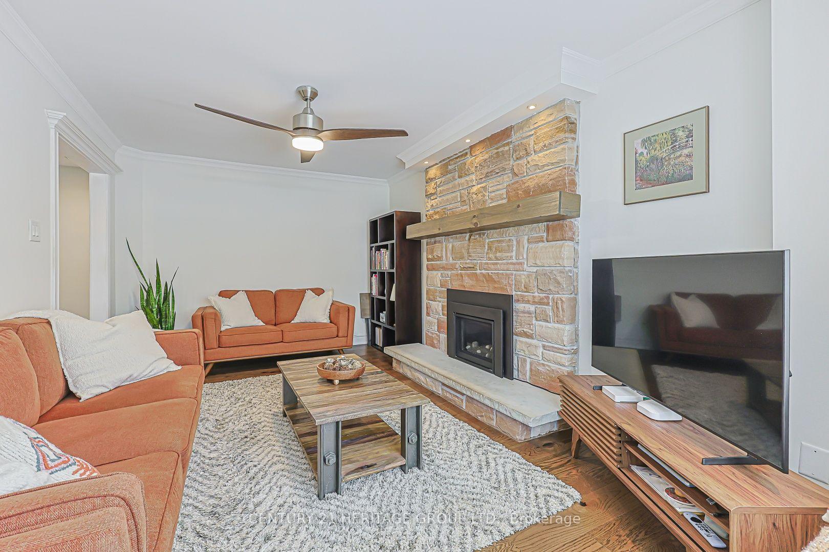 Photo 10 of 380 Selby Crescent, Newmarket, Bristol-London — HOMEH