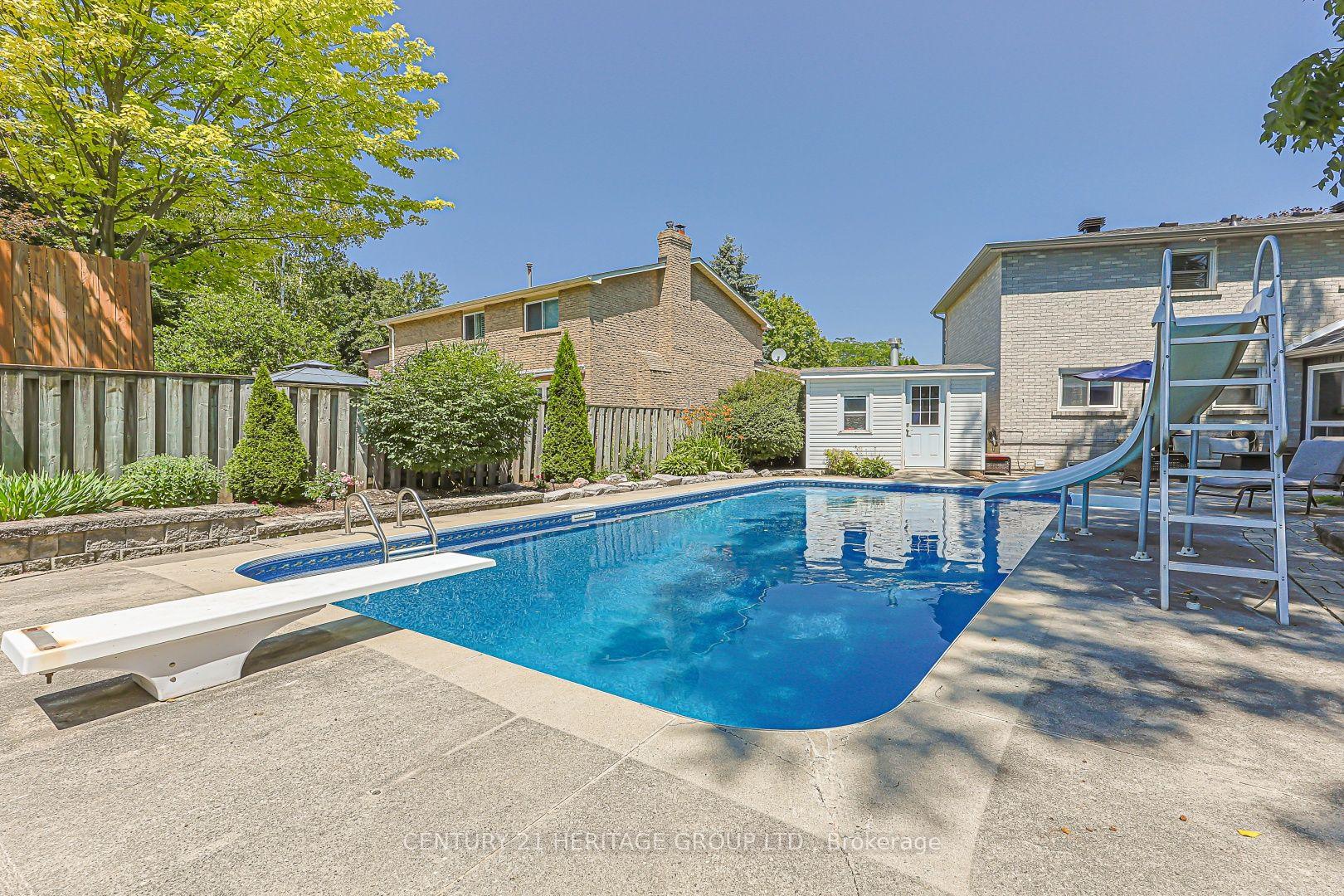 Photo 38 of 380 Selby Crescent, Newmarket, Bristol-London — HOMEH