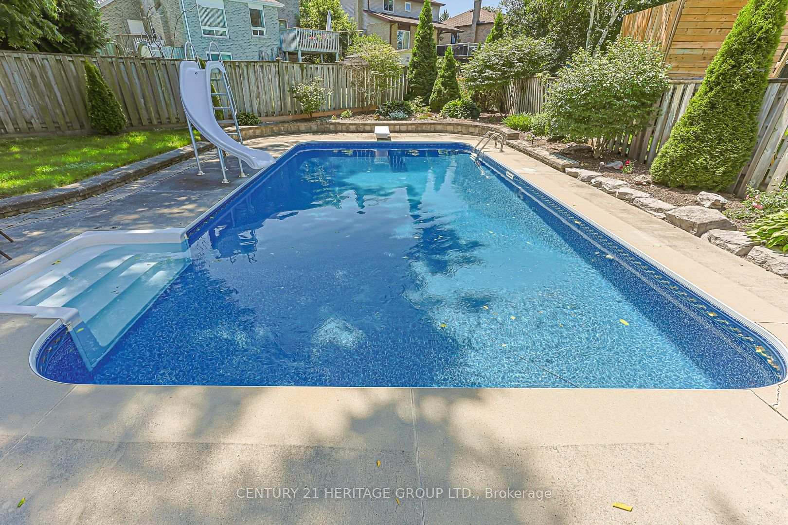 Photo 39 of 380 Selby Crescent, Newmarket, Bristol-London — HOMEH