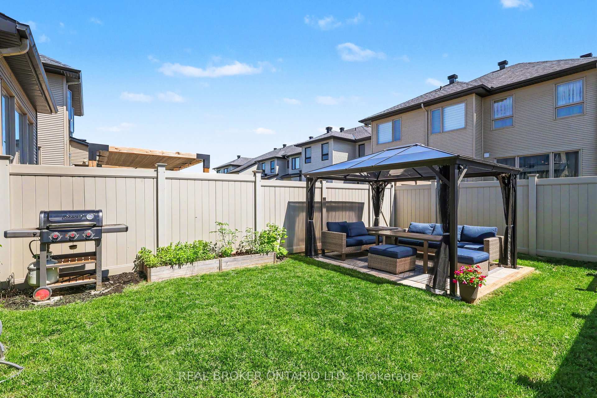 Photo 38 of 769 Cairn Crescent, Ottawa, Mer Bleue/Bradley Estates/Anderson Park — HOMEH