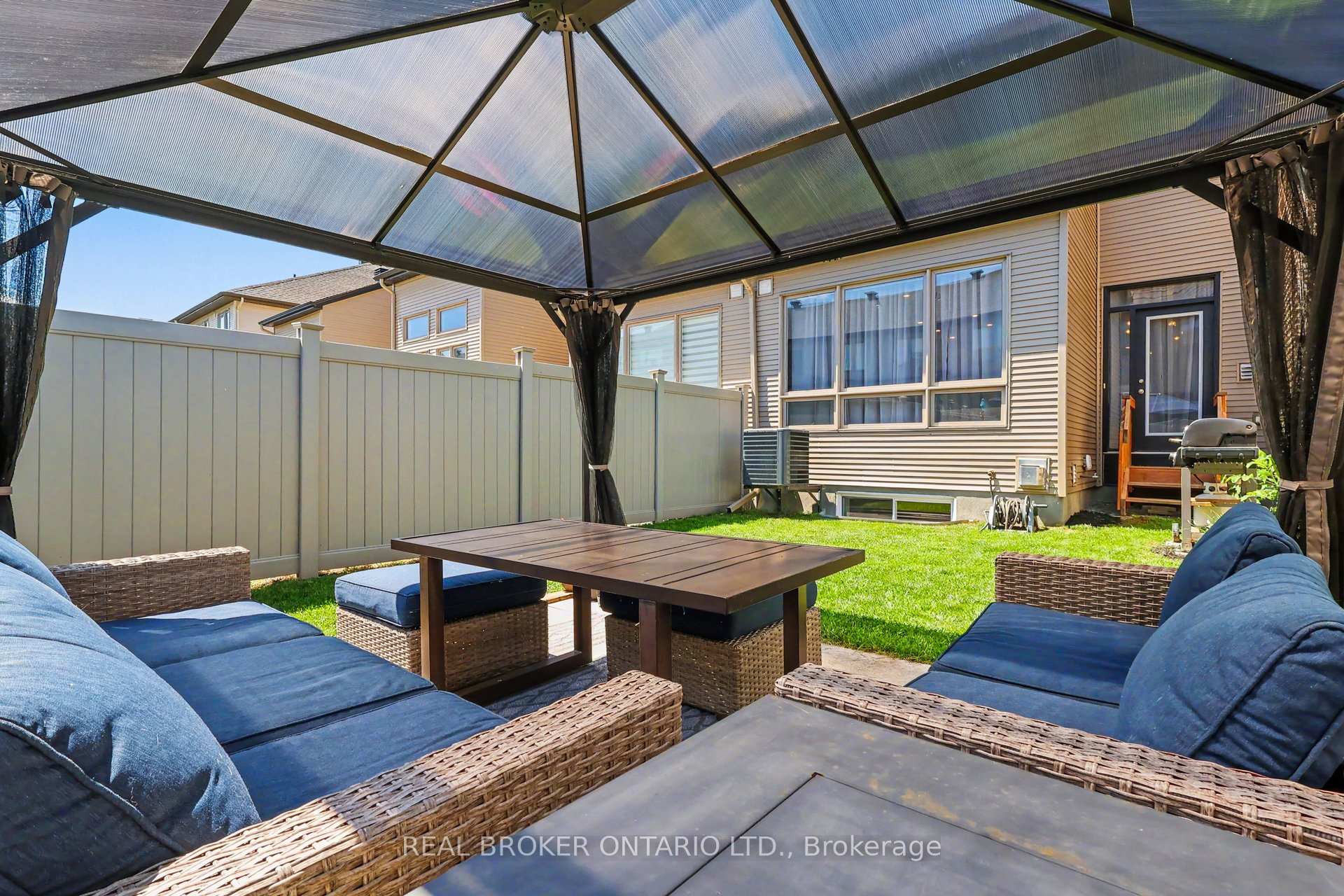 Photo 39 of 769 Cairn Crescent, Ottawa, Mer Bleue/Bradley Estates/Anderson Park — HOMEH