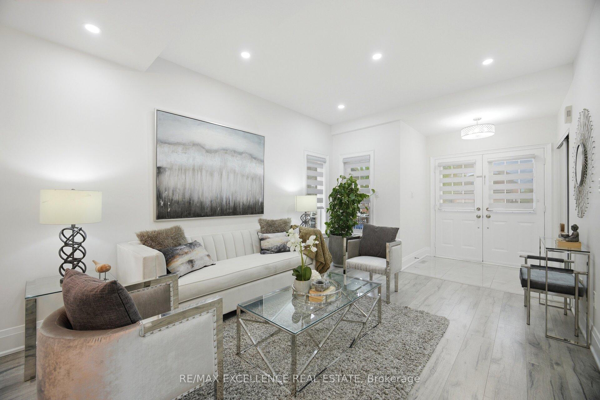 Photo 5 of 5 Whitehouse Crescent, Brampton, Bram East — HOMEH