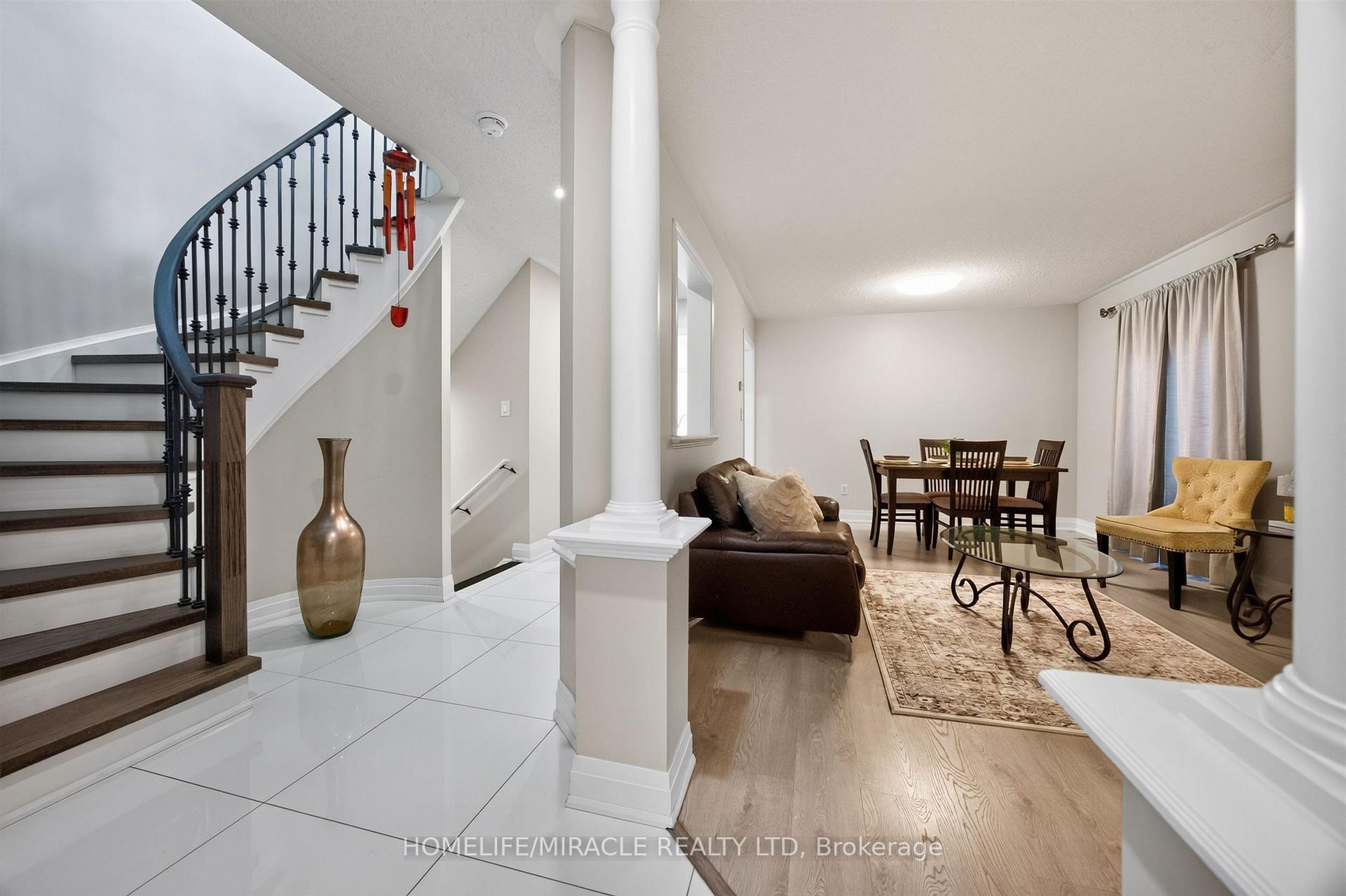 Photo 8 of 93 Scepter Place, Whitby, Rolling Acres — HOMEH