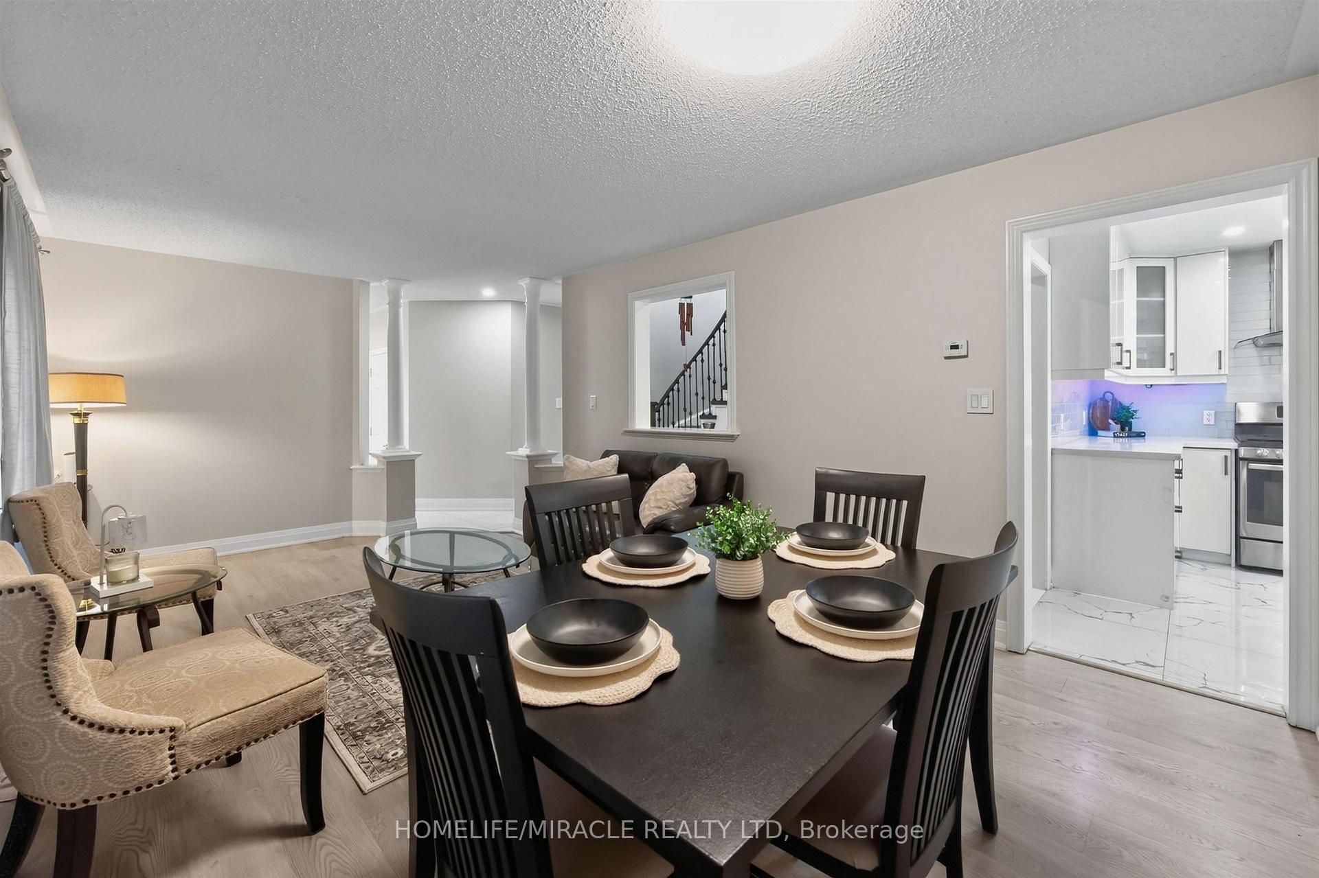 Photo 11 of 93 Scepter Place, Whitby, Rolling Acres — HOMEH