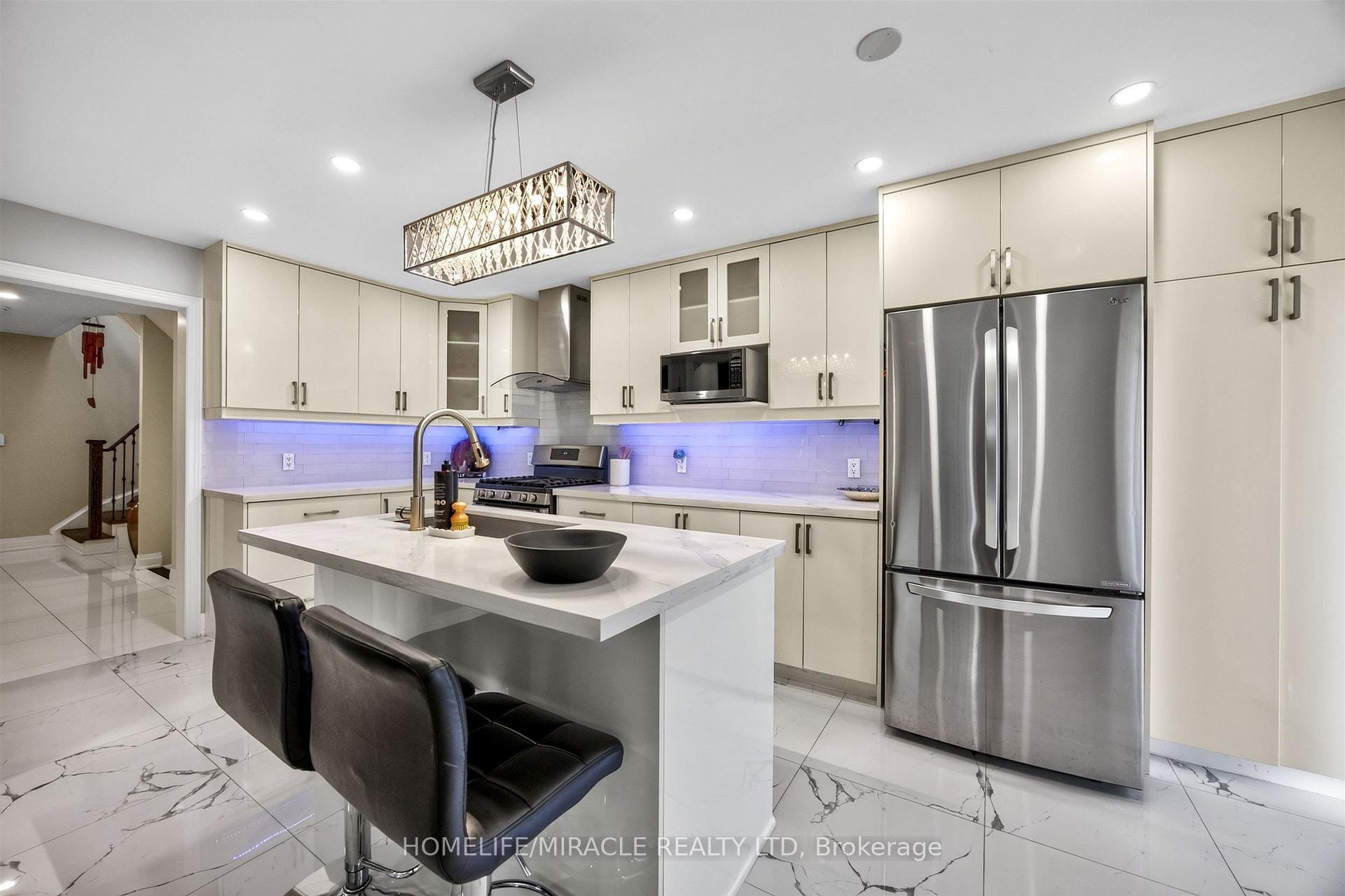 Photo 14 of 93 Scepter Place, Whitby, Rolling Acres — HOMEH