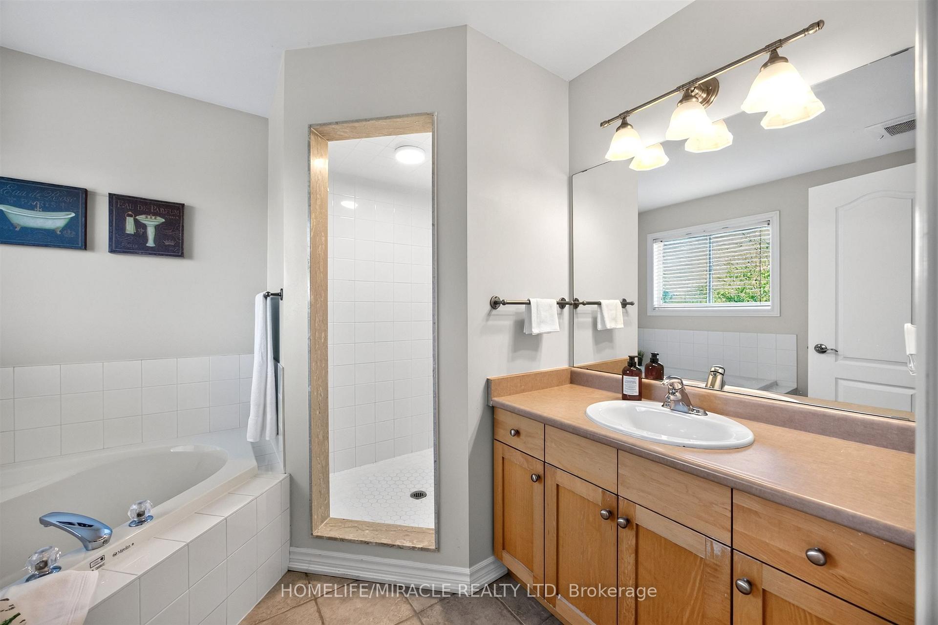 Photo 26 of 93 Scepter Place, Whitby, Rolling Acres — HOMEH