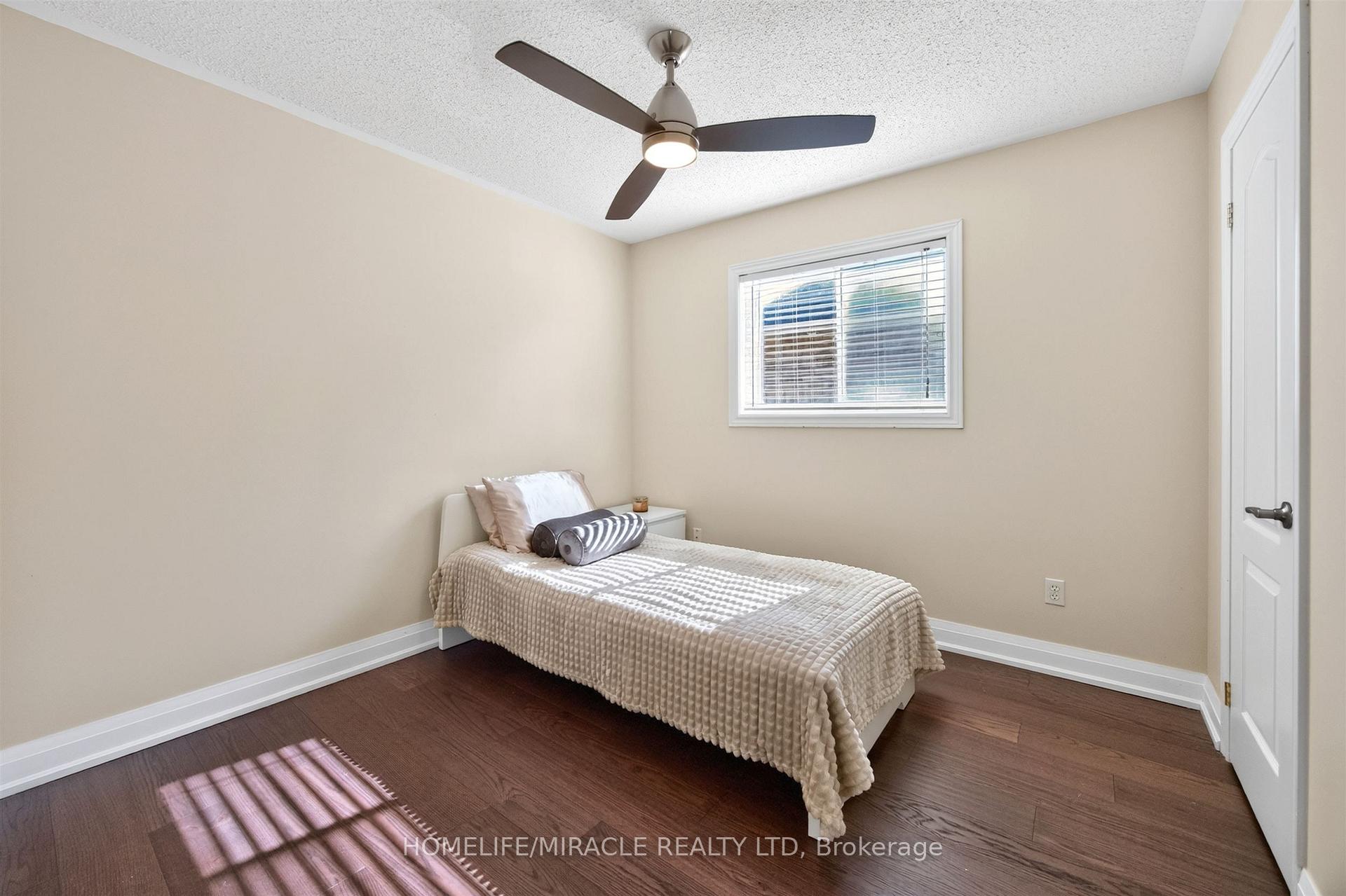 Photo 33 of 93 Scepter Place, Whitby, Rolling Acres — HOMEH