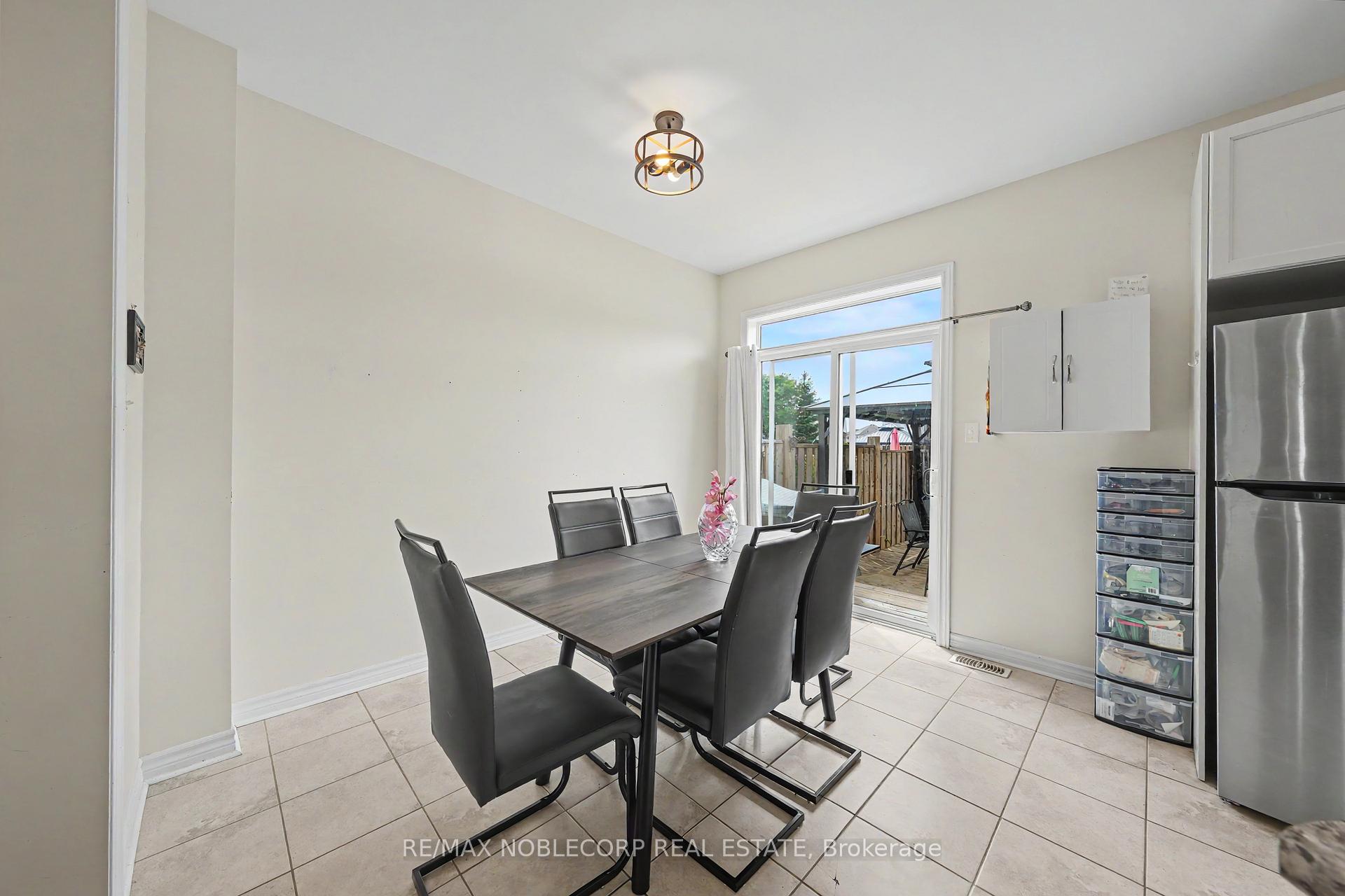 Photo 17 of 71 Blanchard Crescent, Essa, Angus — HOMEH