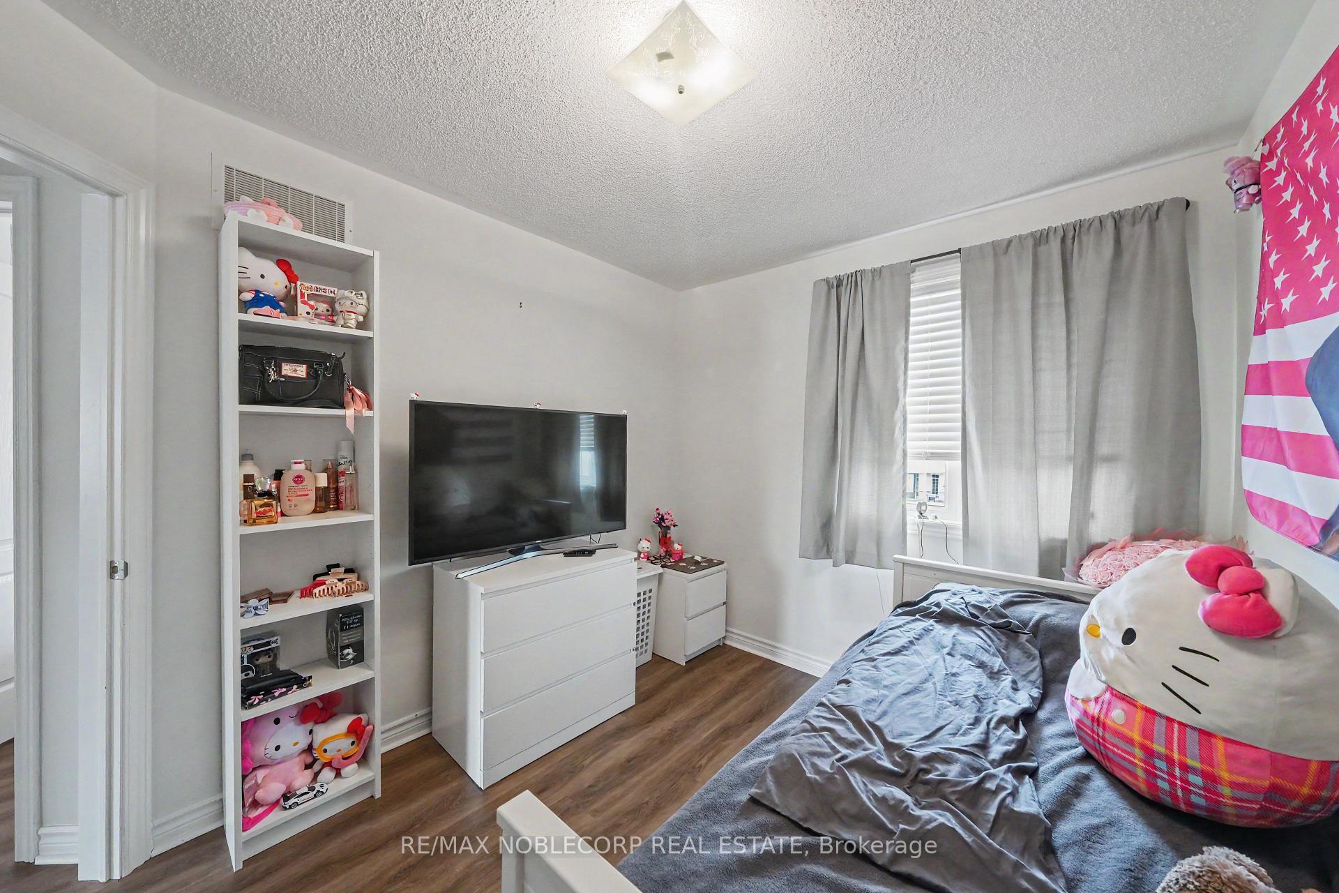 Photo 23 of 71 Blanchard Crescent, Essa, Angus — HOMEH