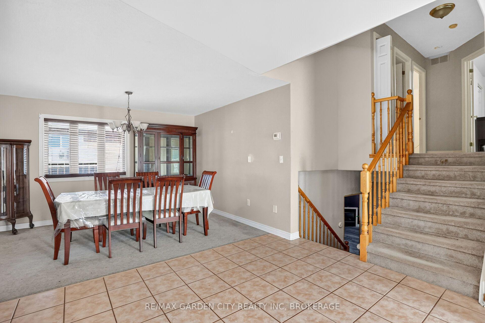 Photo 6 of 8063 Citation Road, Niagara Falls, Ascot — HOMEH