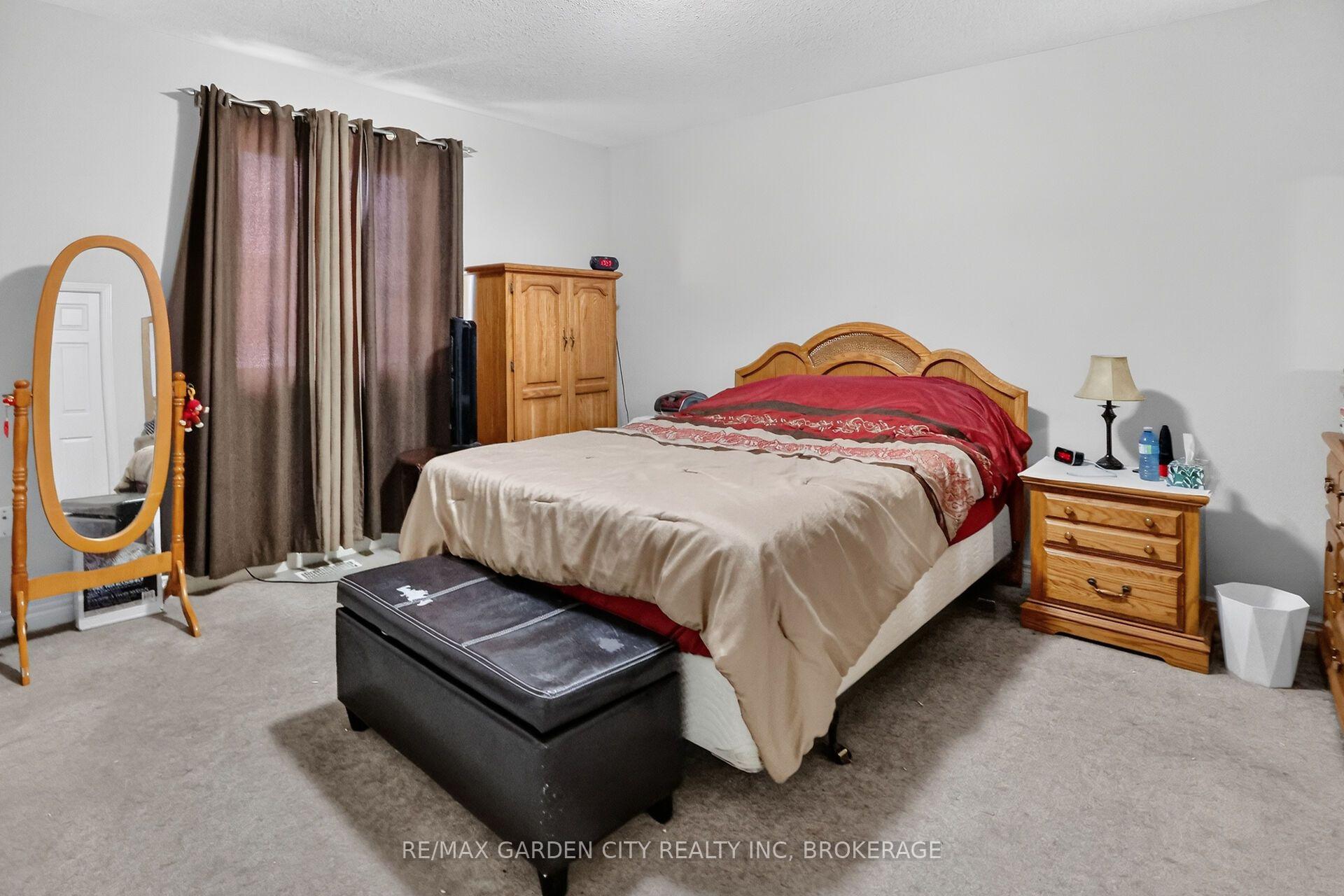 Photo 9 of 8063 Citation Road, Niagara Falls, Ascot — HOMEH