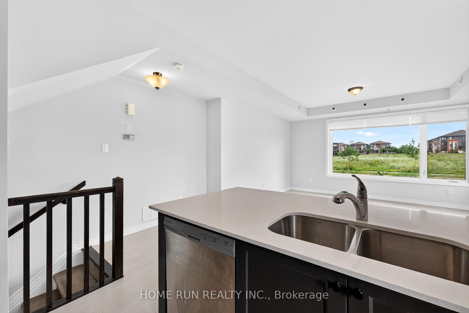 Photo 12 of Unit 219, 844 Mikinak Road, Ottawa, CFB Rockcliffe and Area — HOMEH