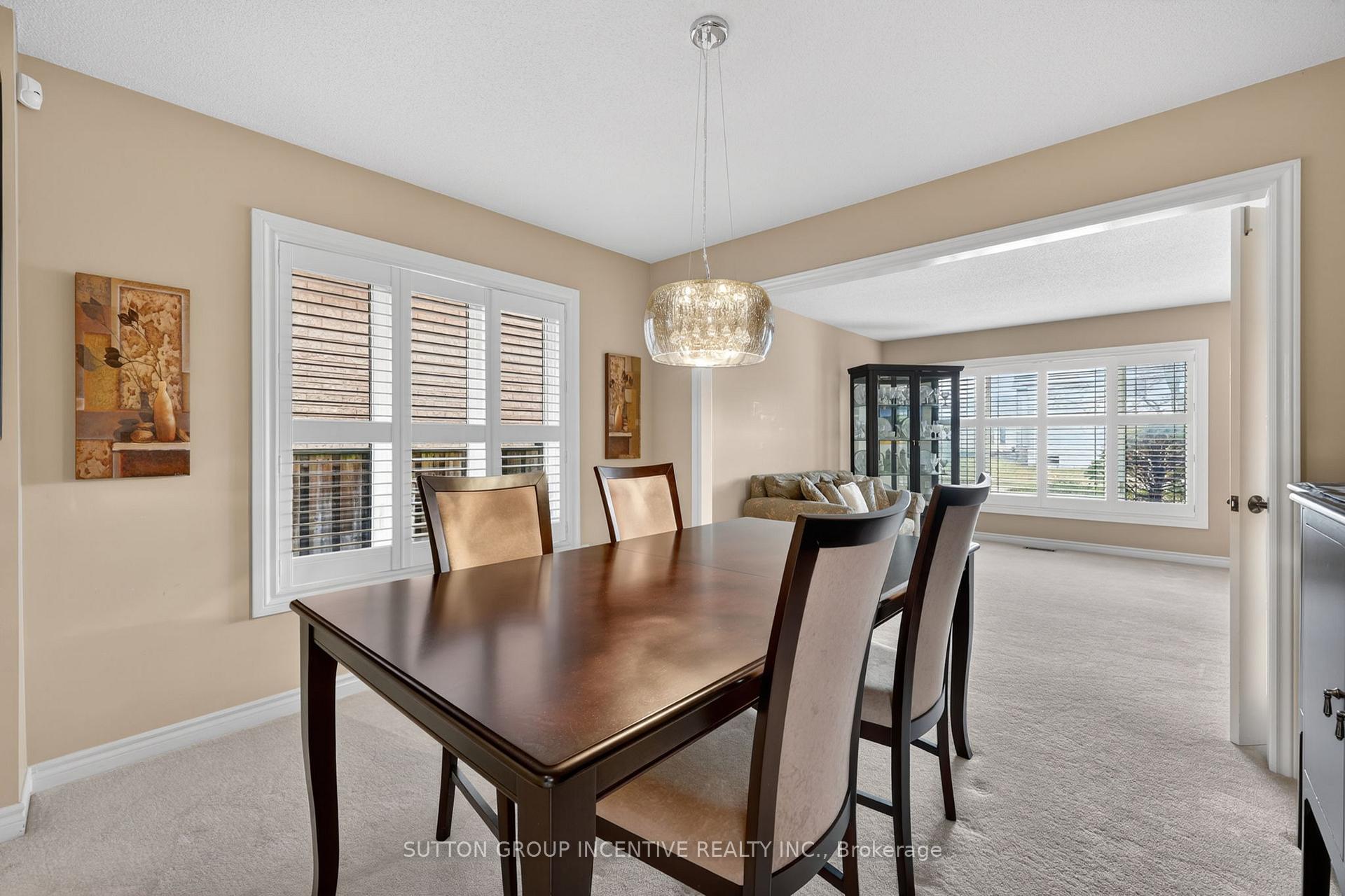 Photo 7 of 4 Chantal Street, Barrie, Painswick South — HOMEH