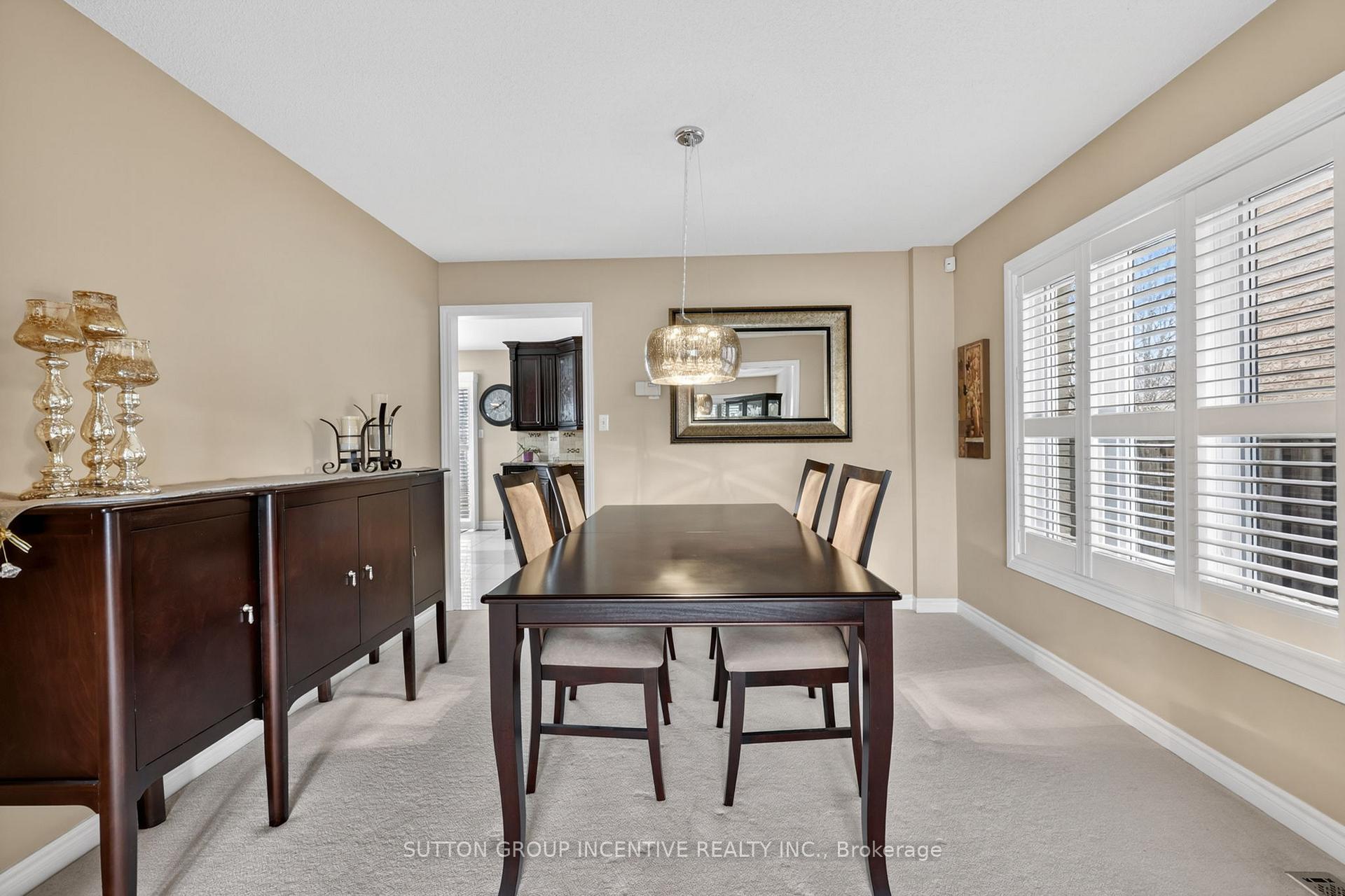 Photo 8 of 4 Chantal Street, Barrie, Painswick South — HOMEH