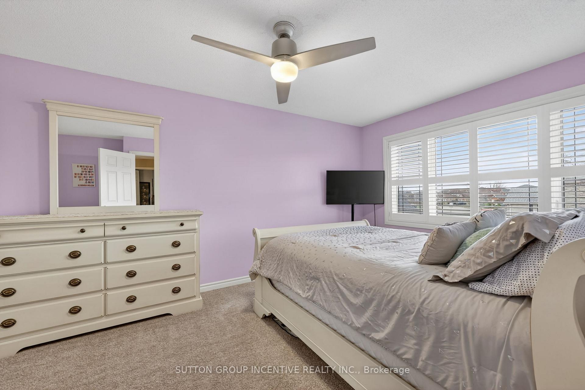 Photo 22 of 4 Chantal Street, Barrie, Painswick South — HOMEH