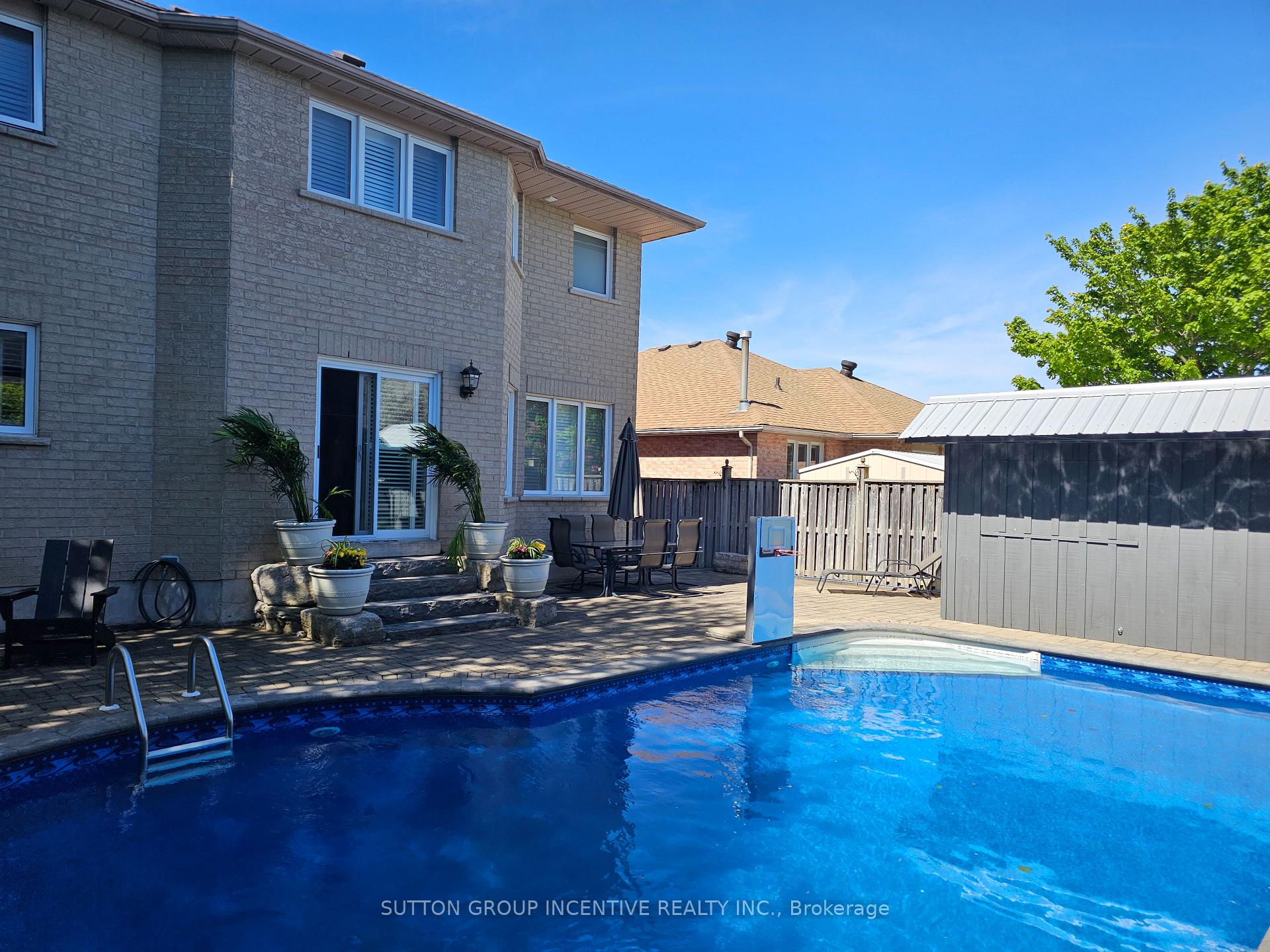 Photo 38 of 4 Chantal Street, Barrie, Painswick South — HOMEH