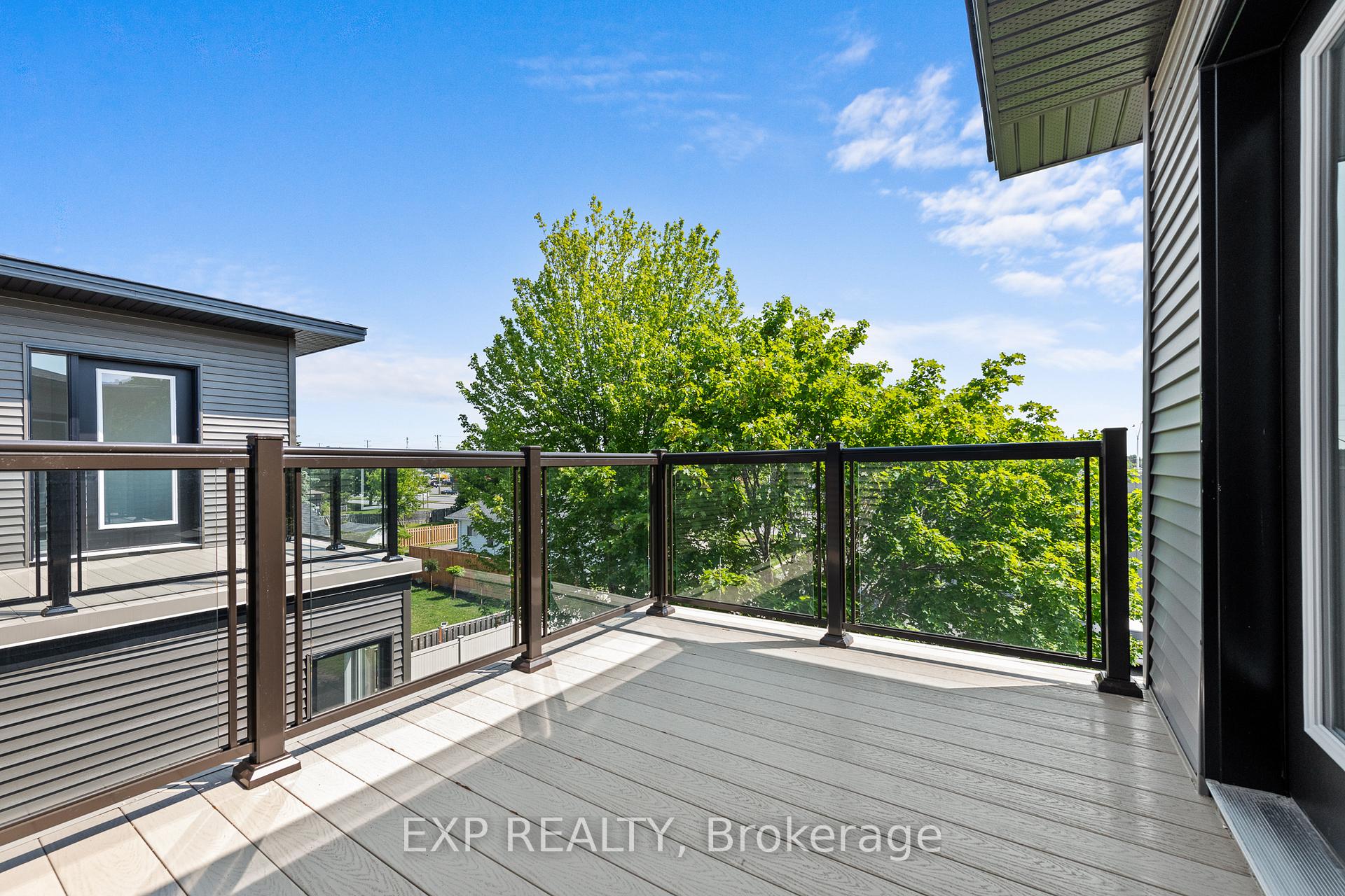 Photo 37 of 495 Duvernay Drive, Ottawa, Queenswood Heights South — HOMEH