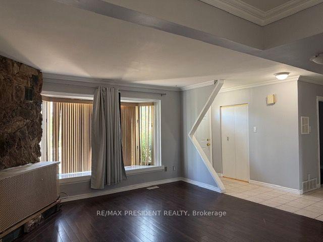 Photo 3 of 45 Birchbank Road, Brampton, Avondale — HOMEH