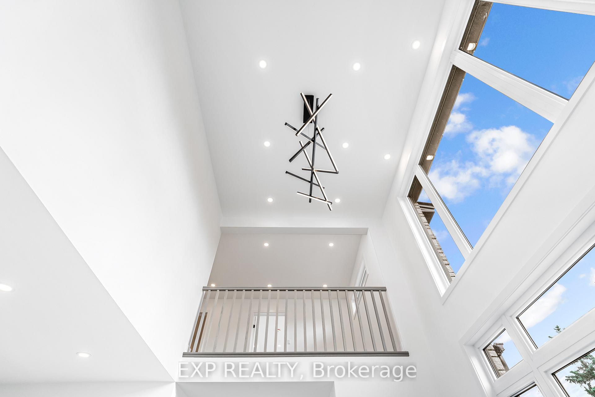Photo 5 of 489 Duvernay Drive, Ottawa, Queenswood Heights South — HOMEH