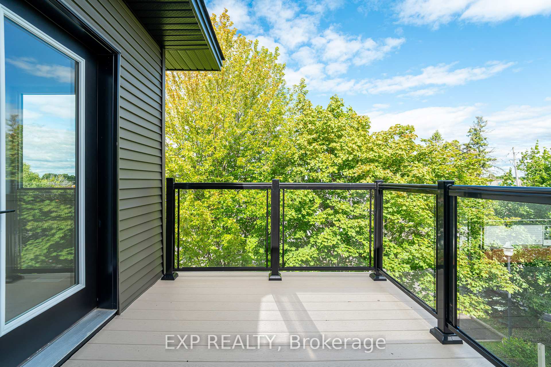Photo 35 of 489 Duvernay Drive, Ottawa, Queenswood Heights South — HOMEH