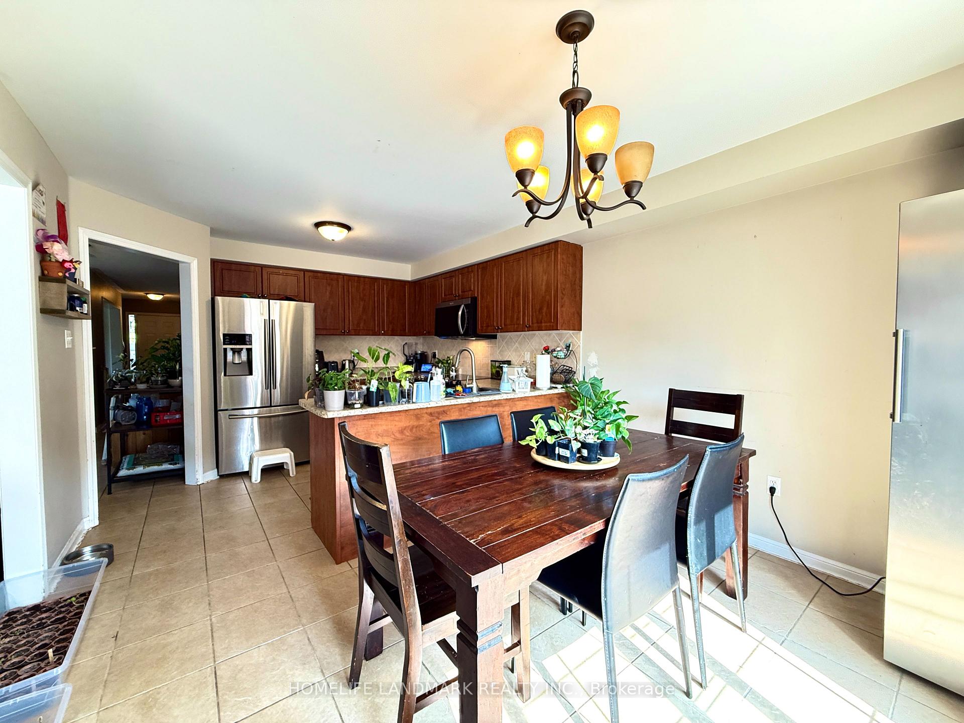 Photo 6 of 350 Gilpin Drive, Newmarket, Woodland Hill — HOMEH