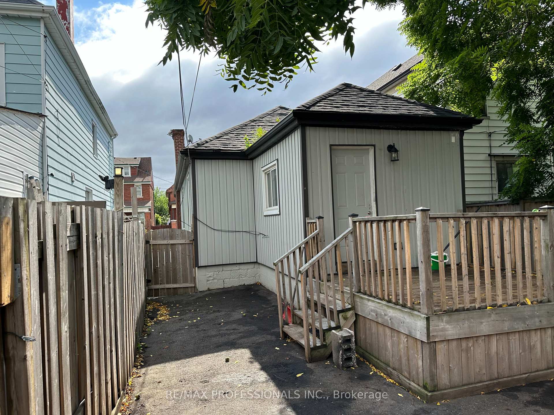Photo 10 of Unit Lower, 167.5 Grosvenor Avenue N, Hamilton, Crown Point — HOMEH